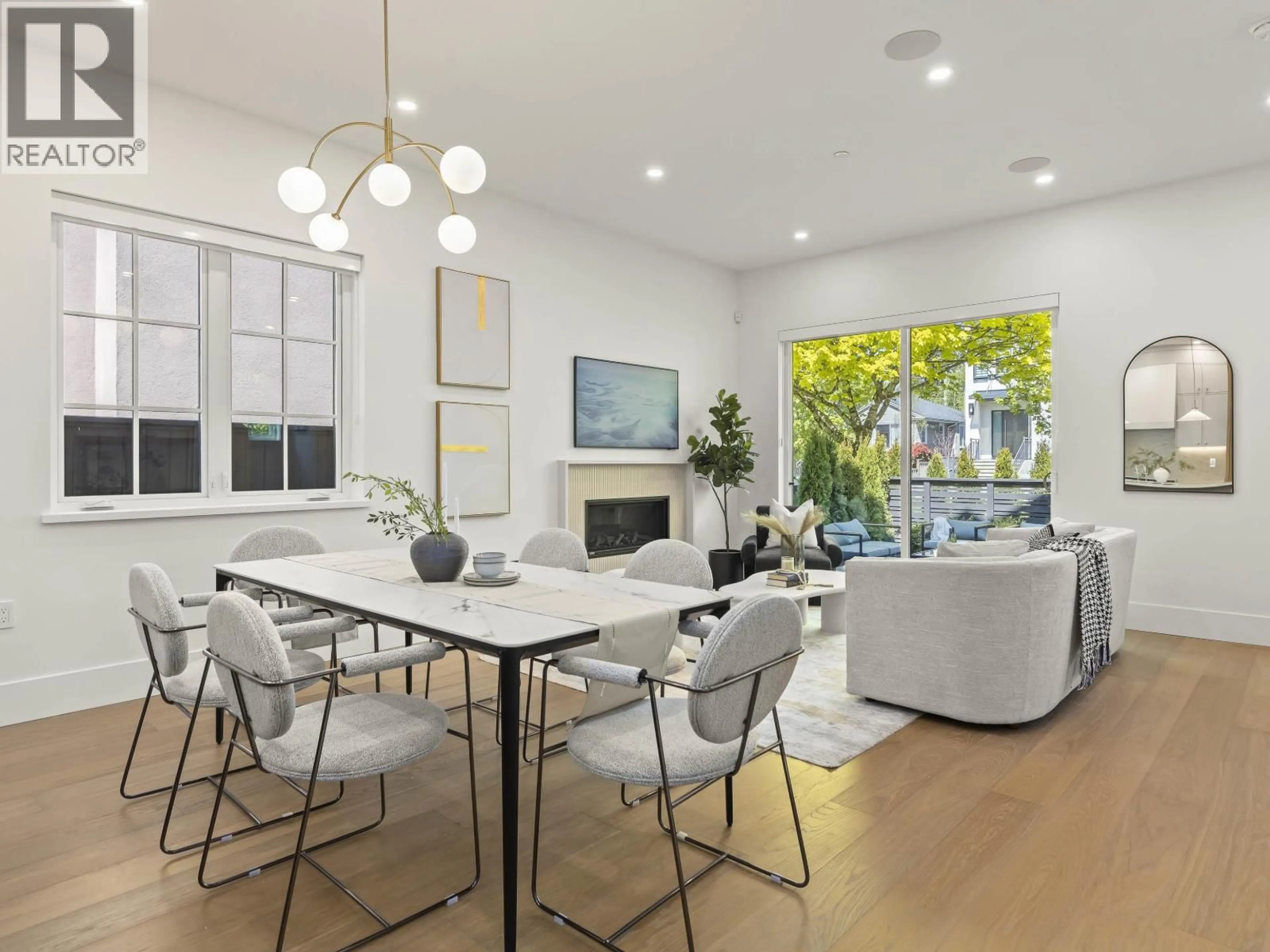 Unknown for 1 - 2848 19TH AVENUE, Vancouver British Columbia V6L1E5