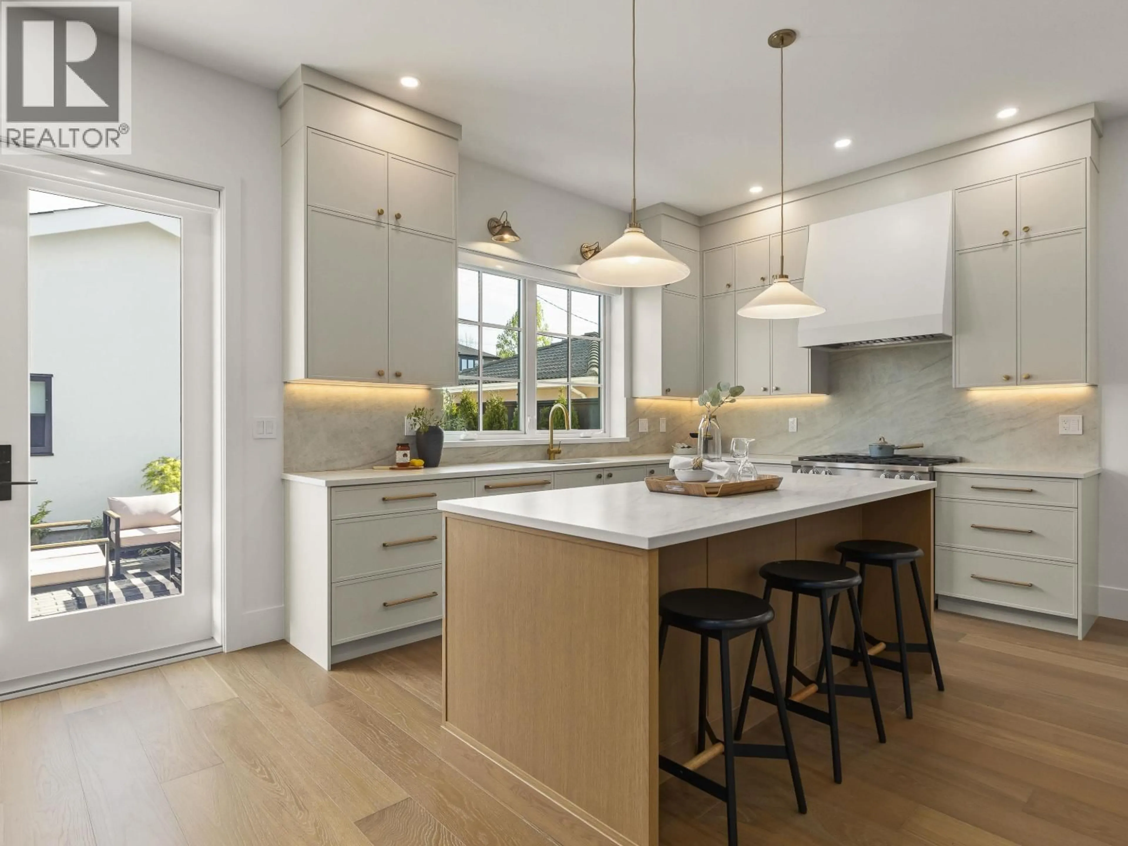 Open concept kitchen, unknown for 2 - 2848 19TH AVENUE, Vancouver British Columbia V6L1E5