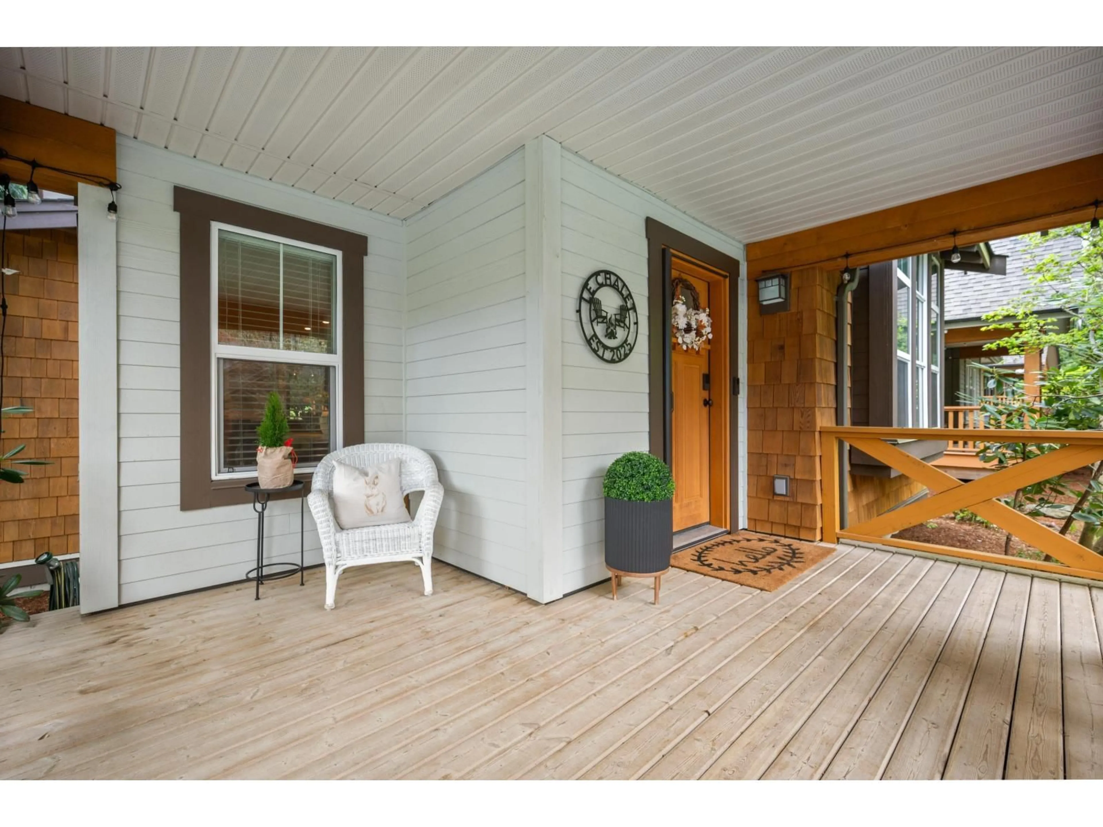 Indoor entryway for 43610 COTTON TAIL CROSSING, Lindell Beach British Columbia V2R0E1