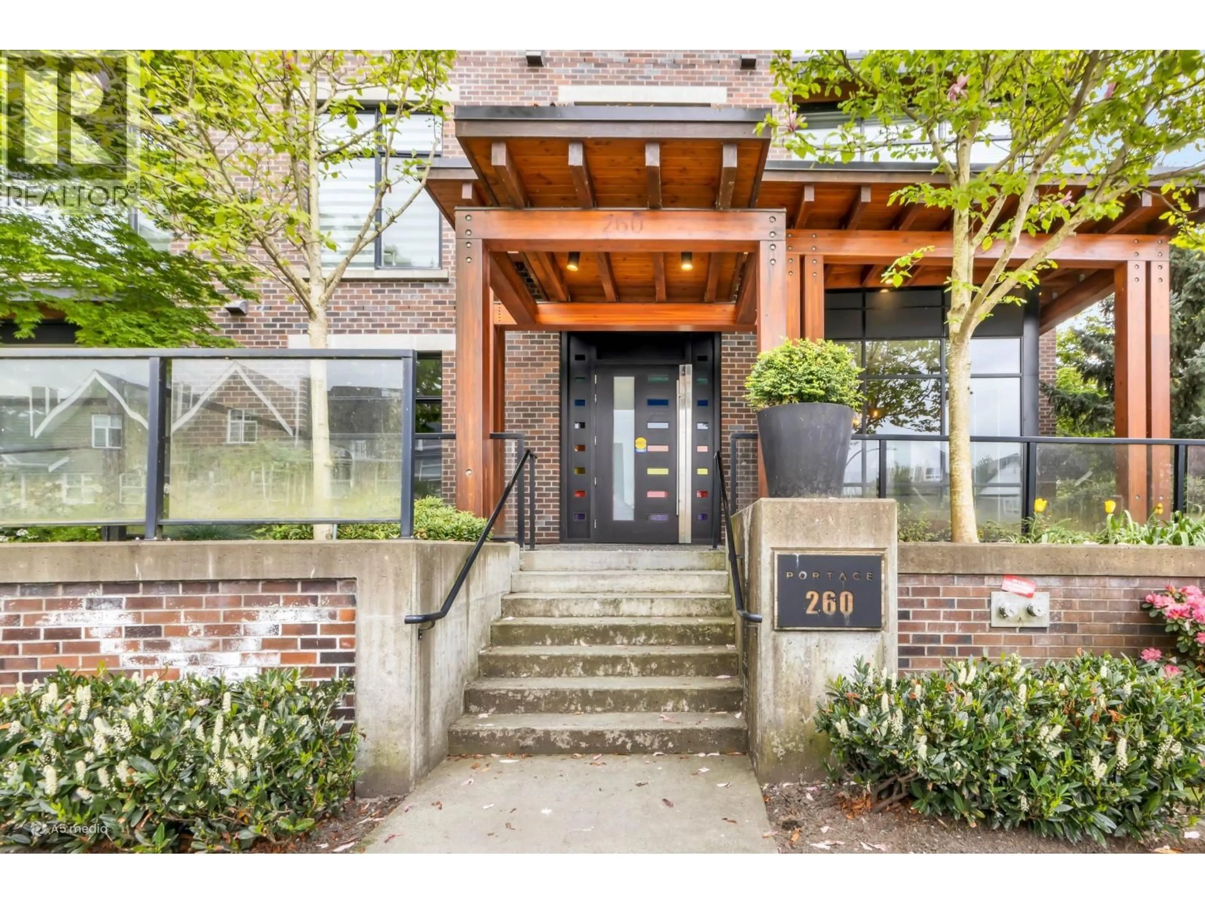 Unknown for 102 - 260 SALTER STREET, New Westminster British Columbia V3M0J4