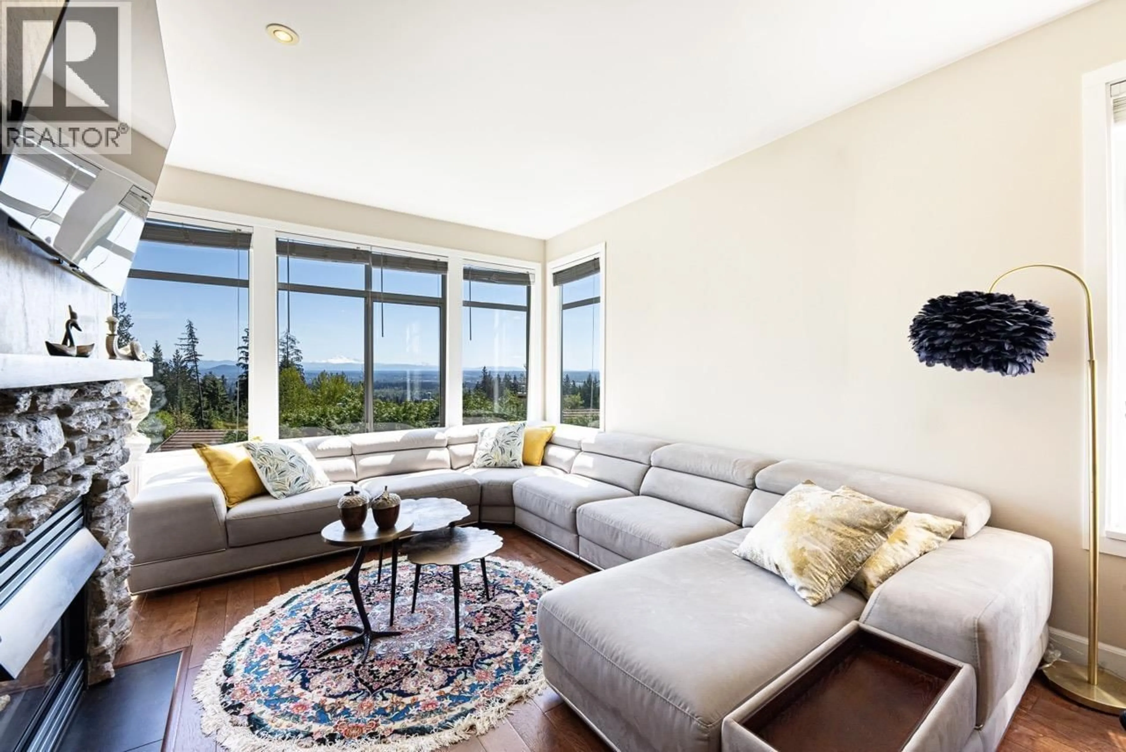 Living room with furniture, unknown for 19 - 1486 JOHNSON STREET, Coquitlam British Columbia V3E3J9