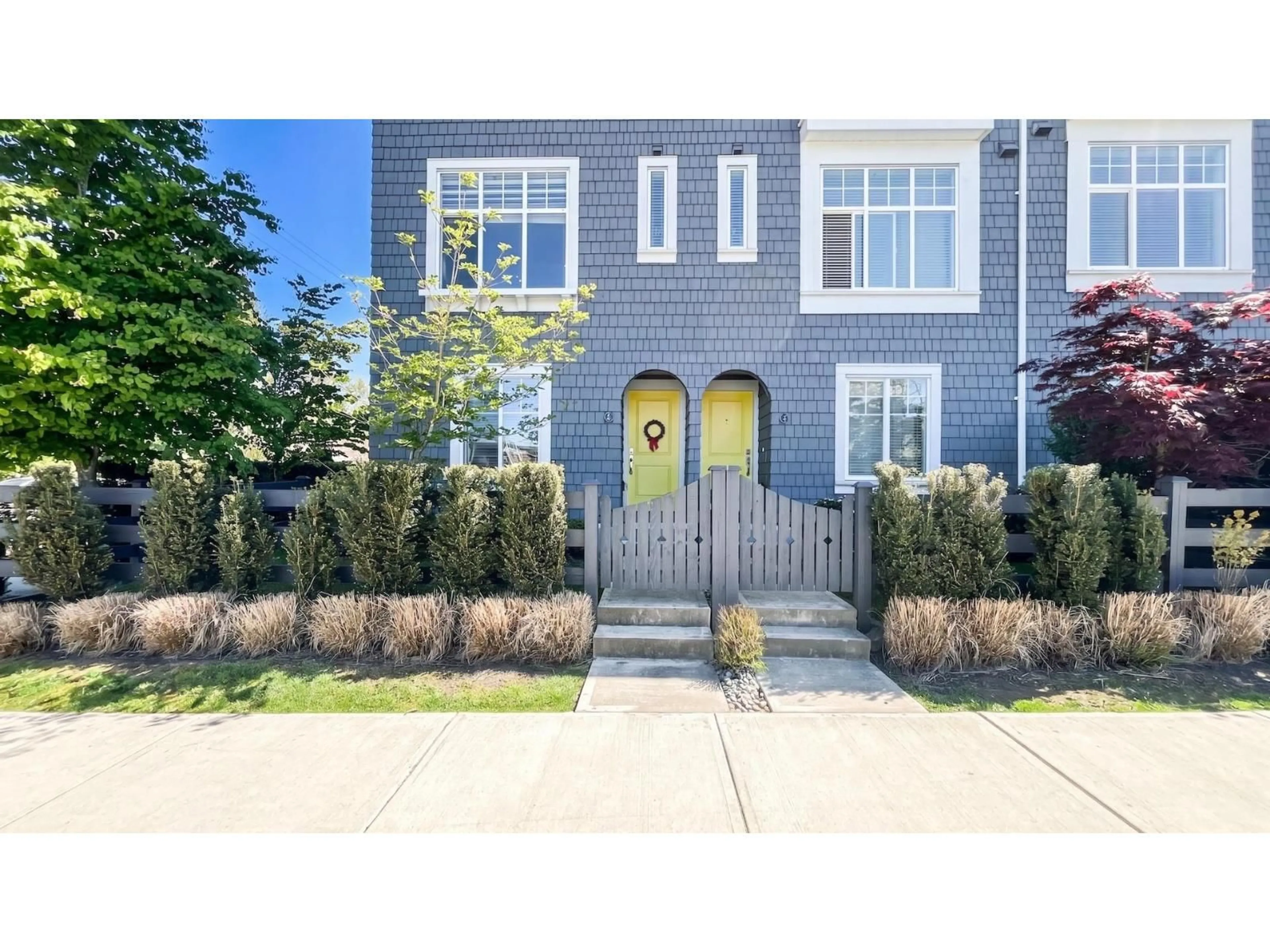 Unknown for 1 - 15487 99A AVENUE, Surrey British Columbia V3R0G9