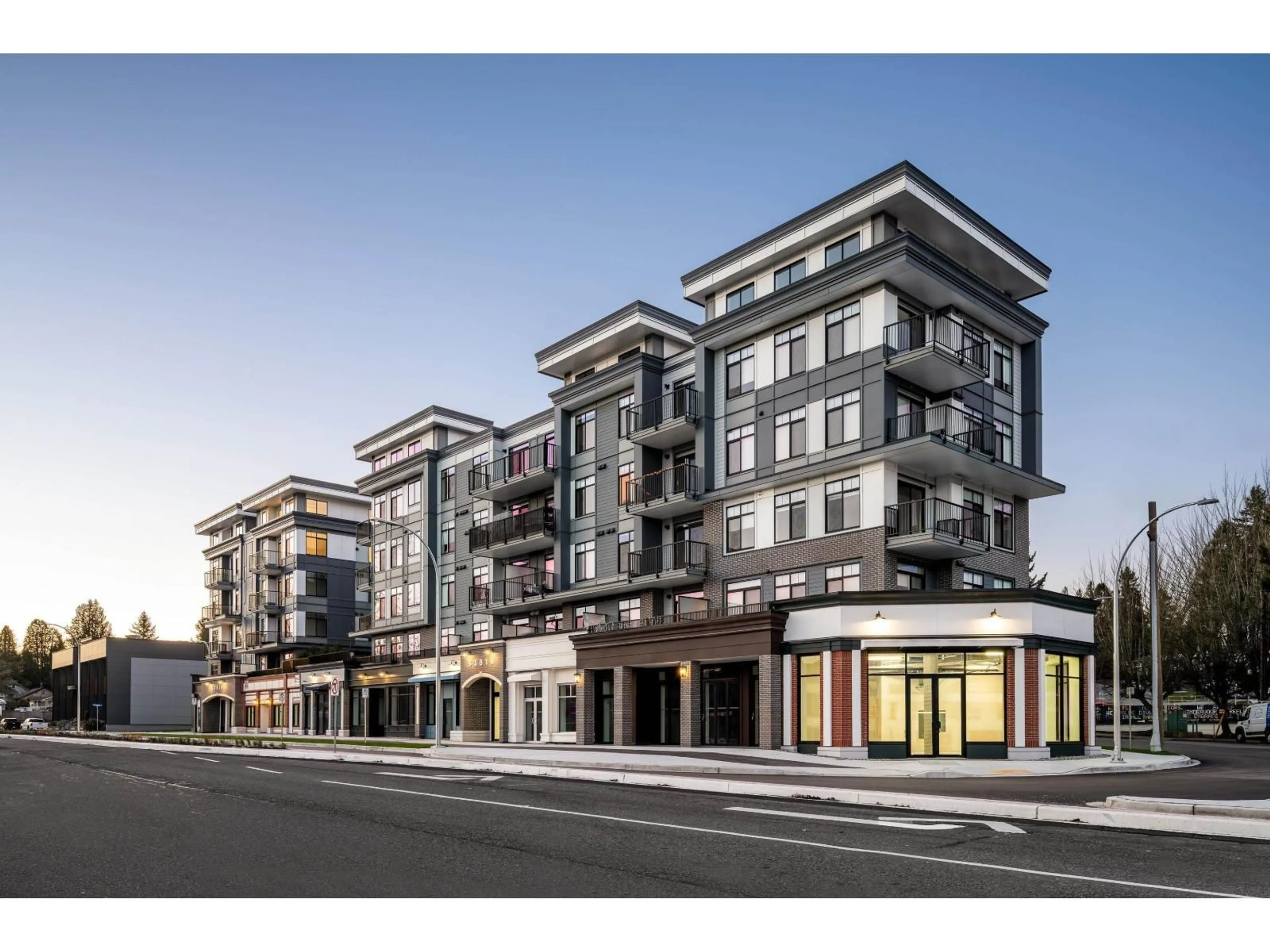 Unknown for 401 - 33820 SOUTH FRASER WAY, Abbotsford British Columbia V2S2C5
