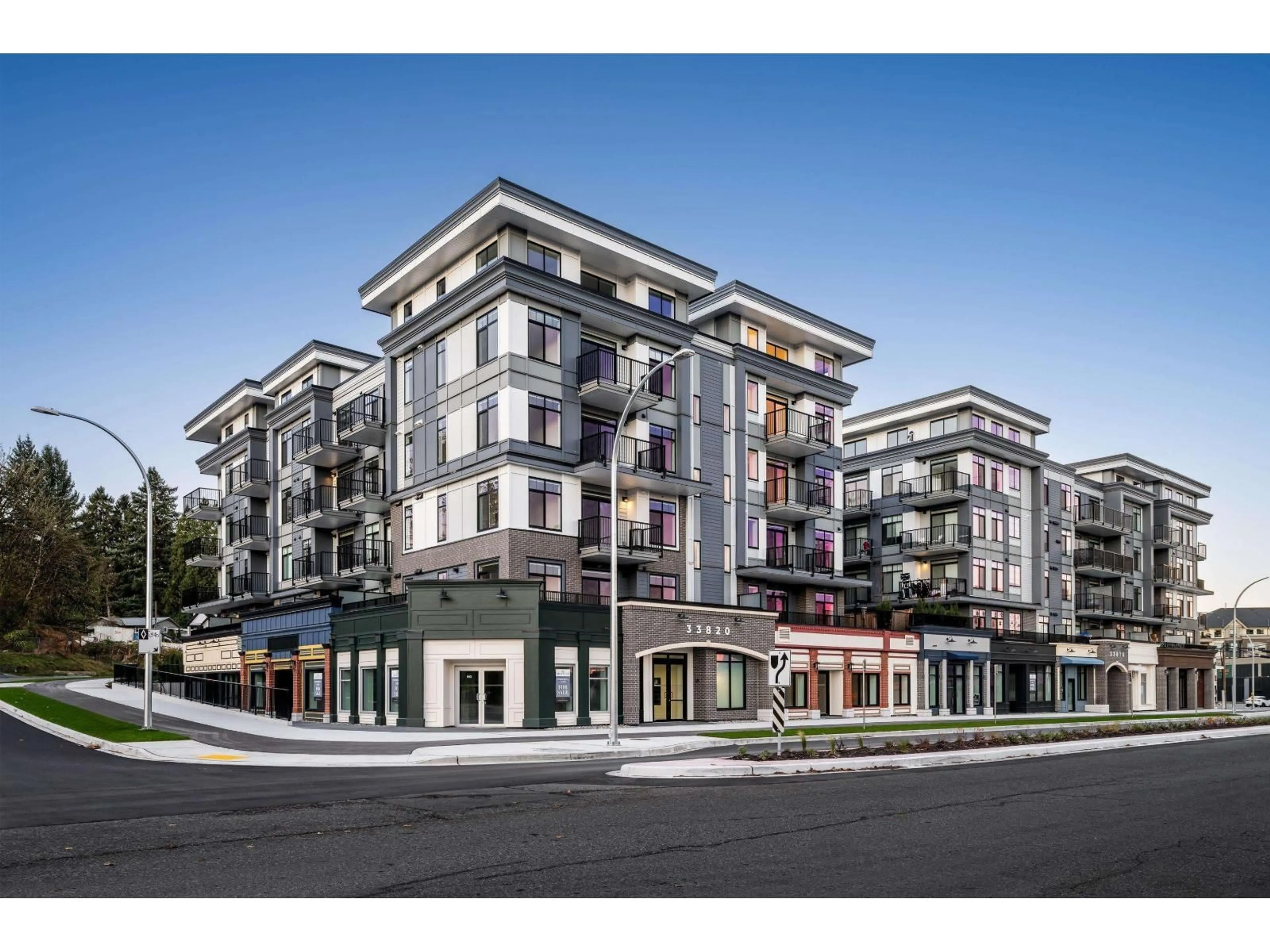 Unknown for 401 - 33820 SOUTH FRASER WAY, Abbotsford British Columbia V2S2C5