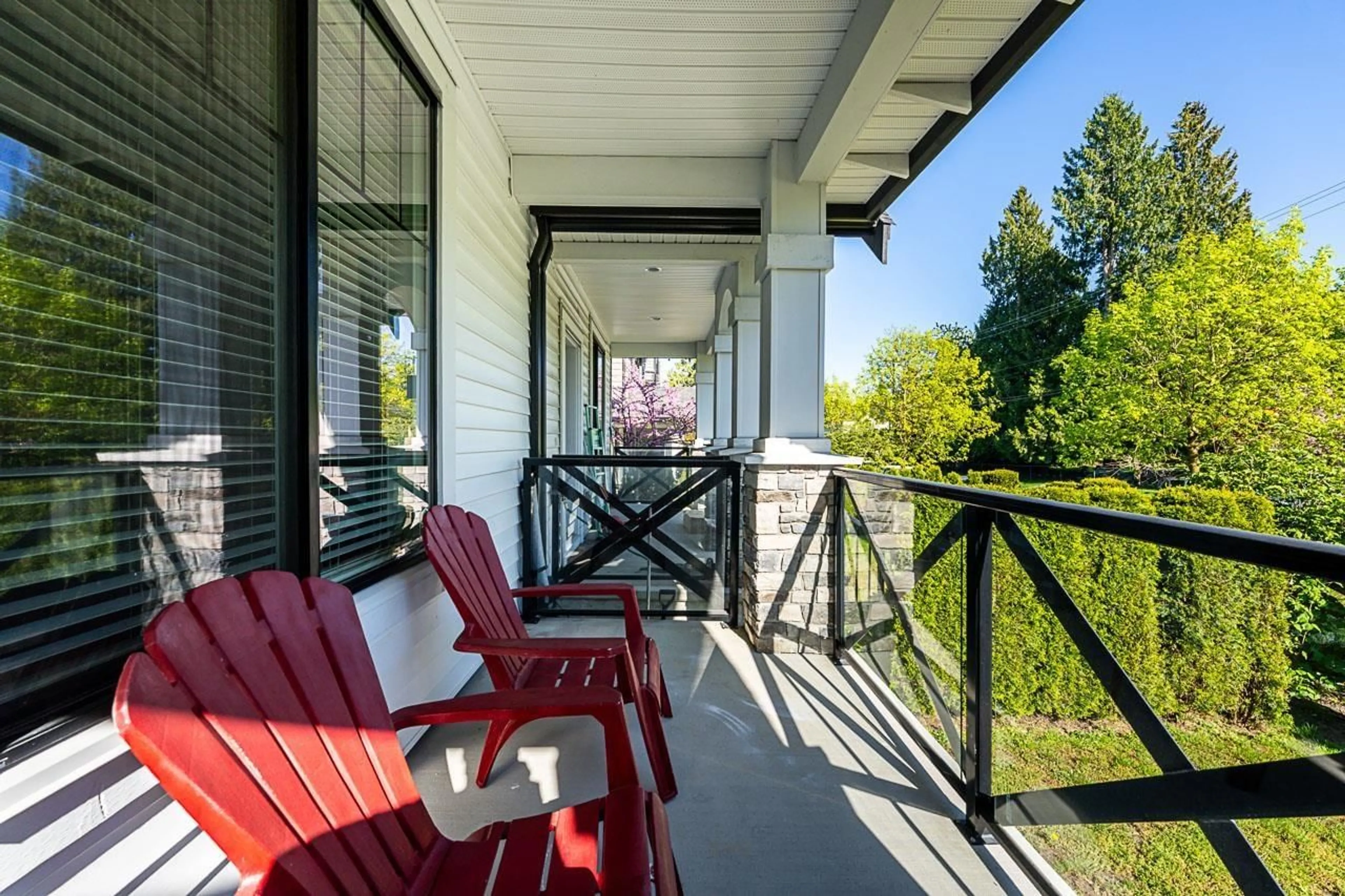 Patio, street for 142 - 6030 142 STREET, Surrey British Columbia V3X1C1