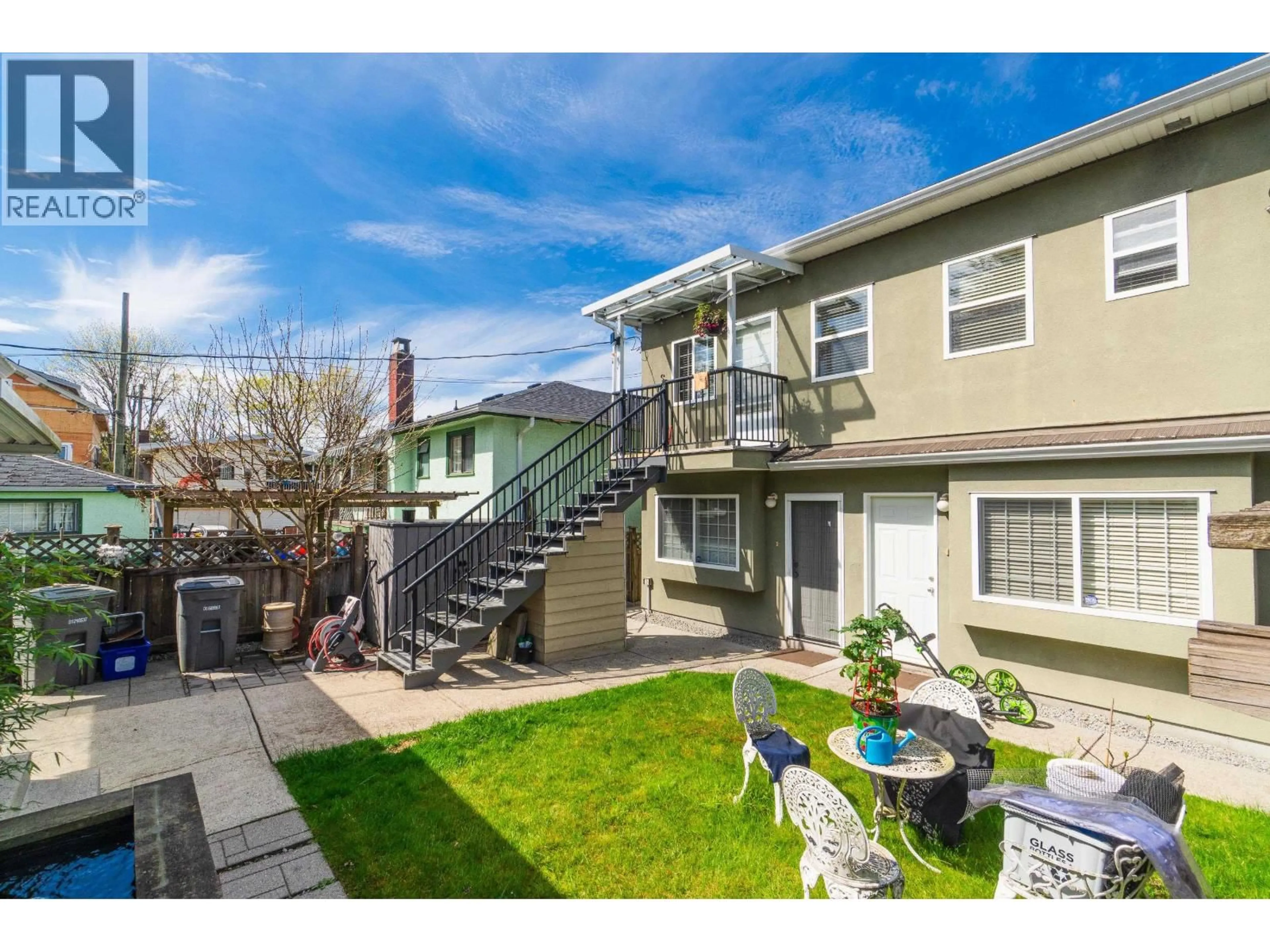 Patio, street for 952 31ST AVENUE, Vancouver British Columbia V5V2X4