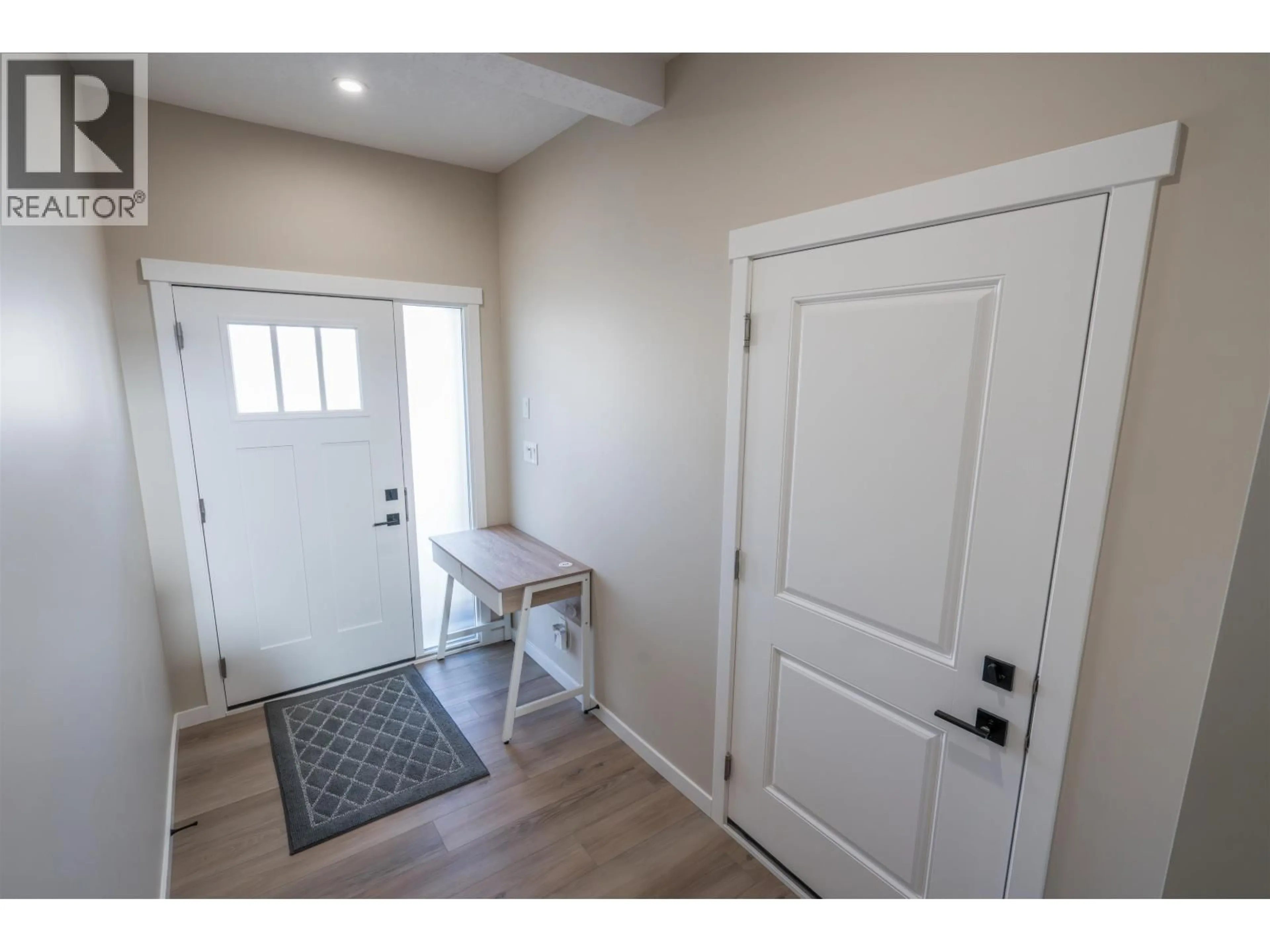 Indoor entryway for 7000 HUSBAND DRIVE, Prince George British Columbia V2N0K2