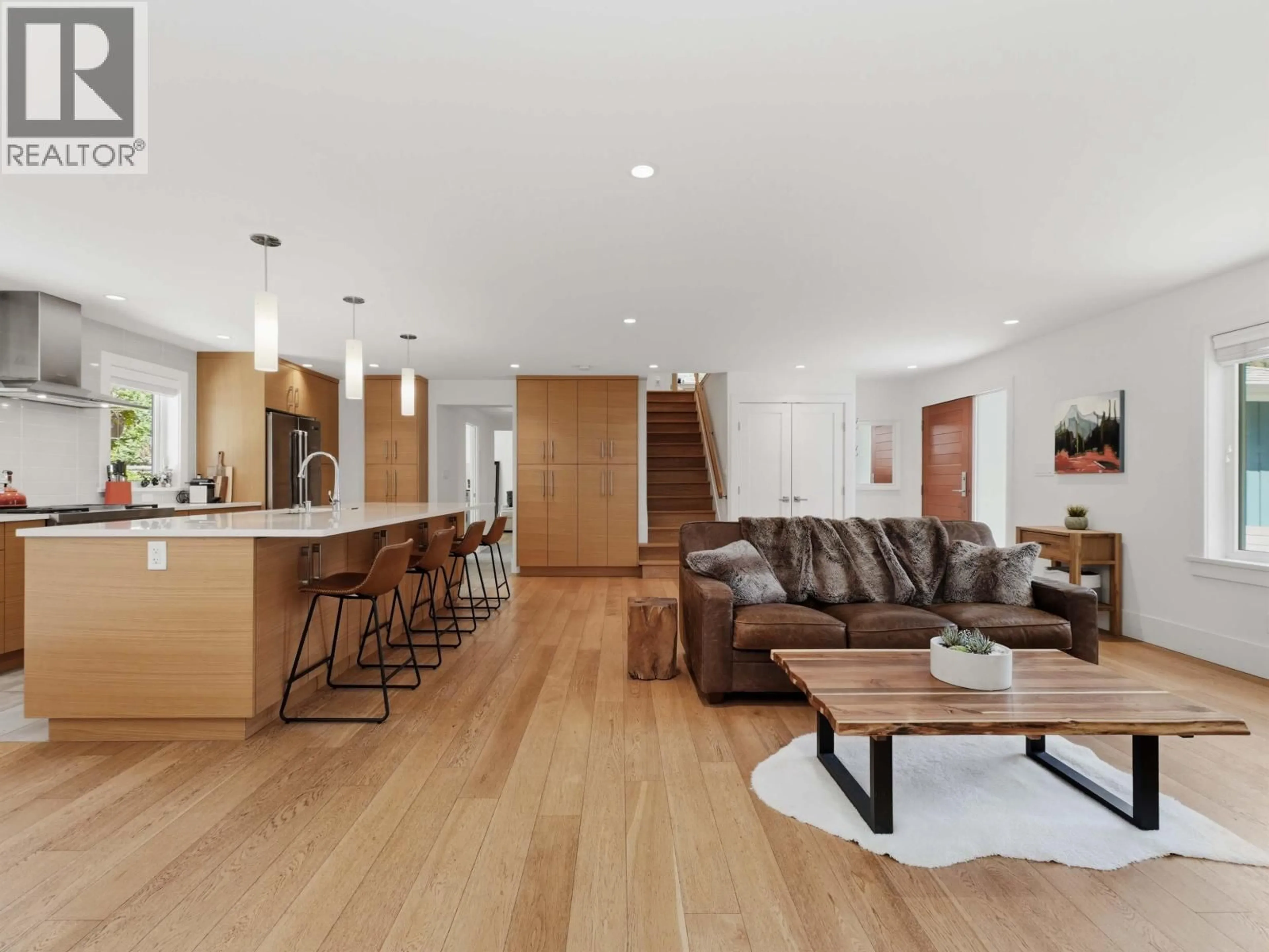 Unknown for 2708 BYRON ROAD, North Vancouver British Columbia V7H1M2