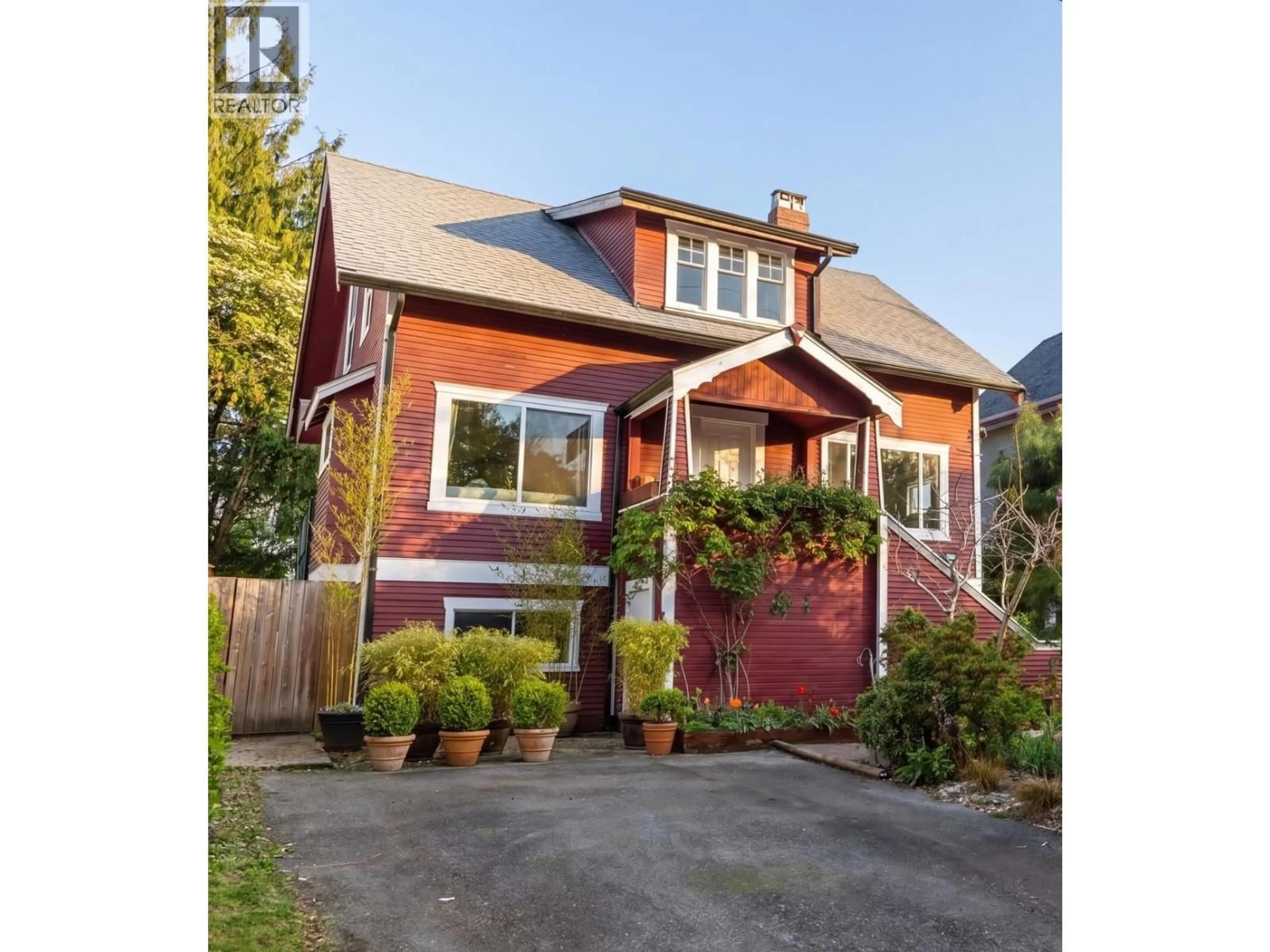 Home with brick exterior material, street for 4578 MOSS STREET, Vancouver British Columbia V5R3T1