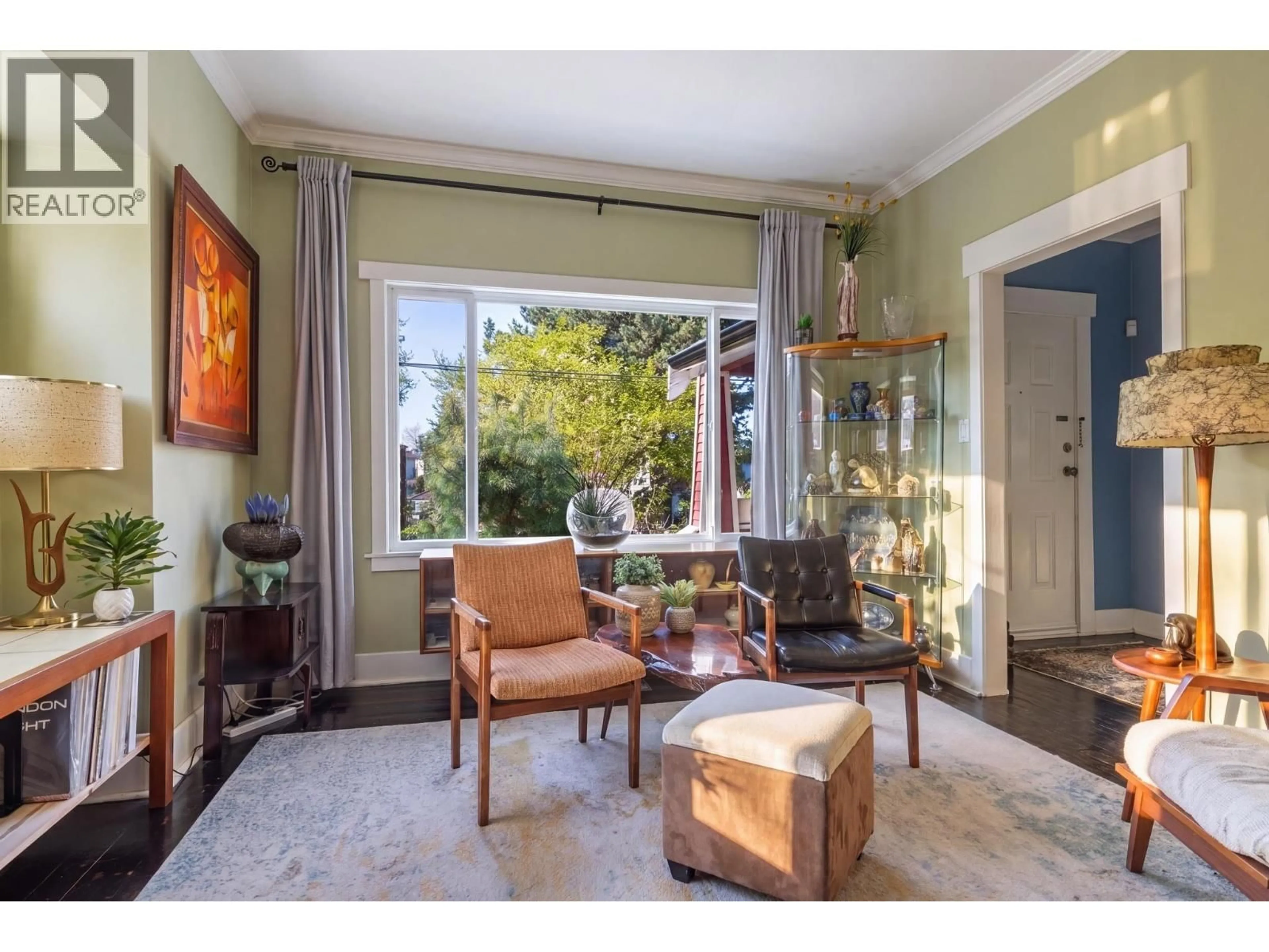 Living room with furniture, unknown for 4578 MOSS STREET, Vancouver British Columbia V5R3T1