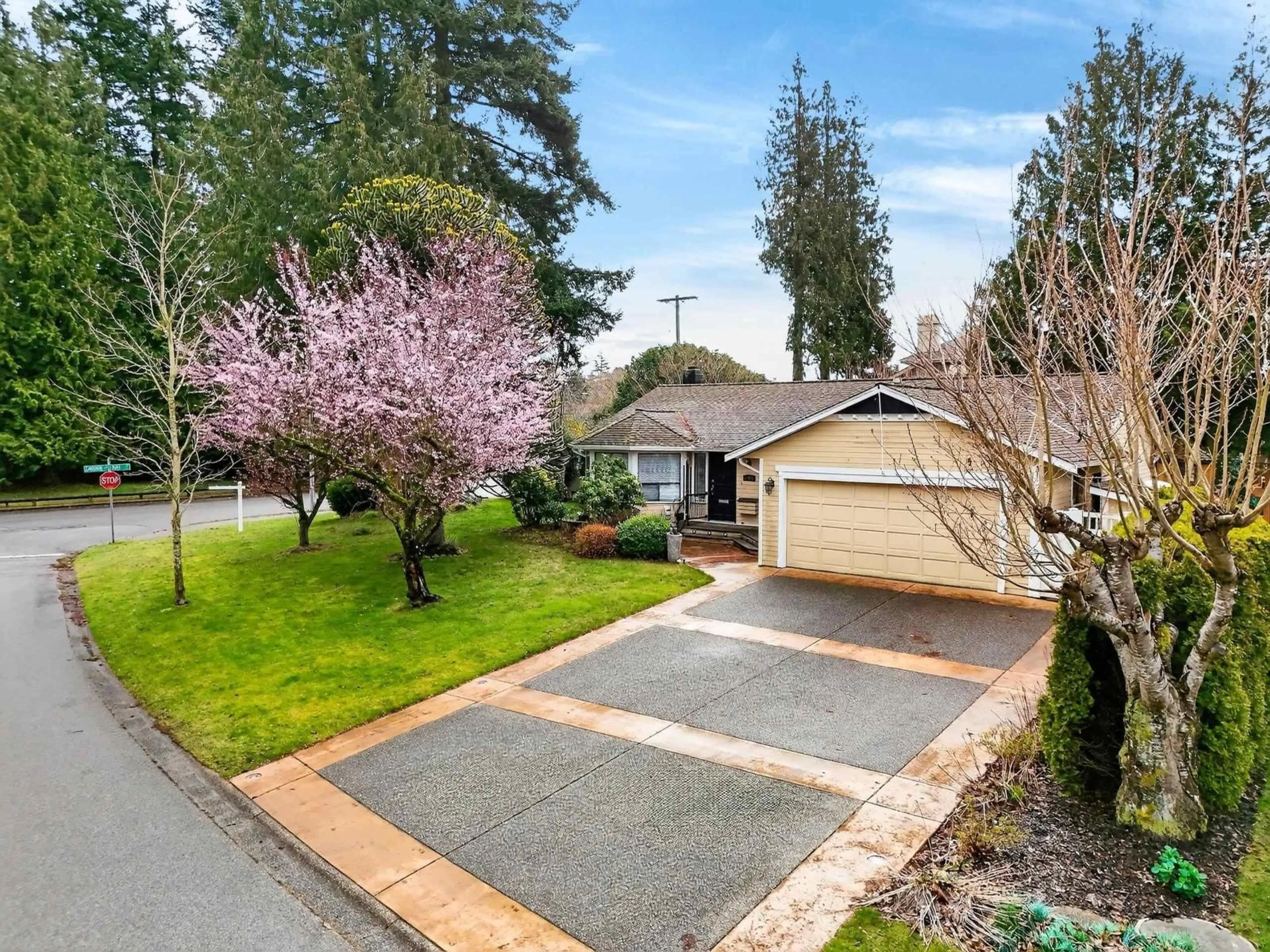 A pic from outside/outdoor area/front of a property/back of a property/a pic from drone, street for 12988 18 AVENUE, Surrey British Columbia V4A7E9