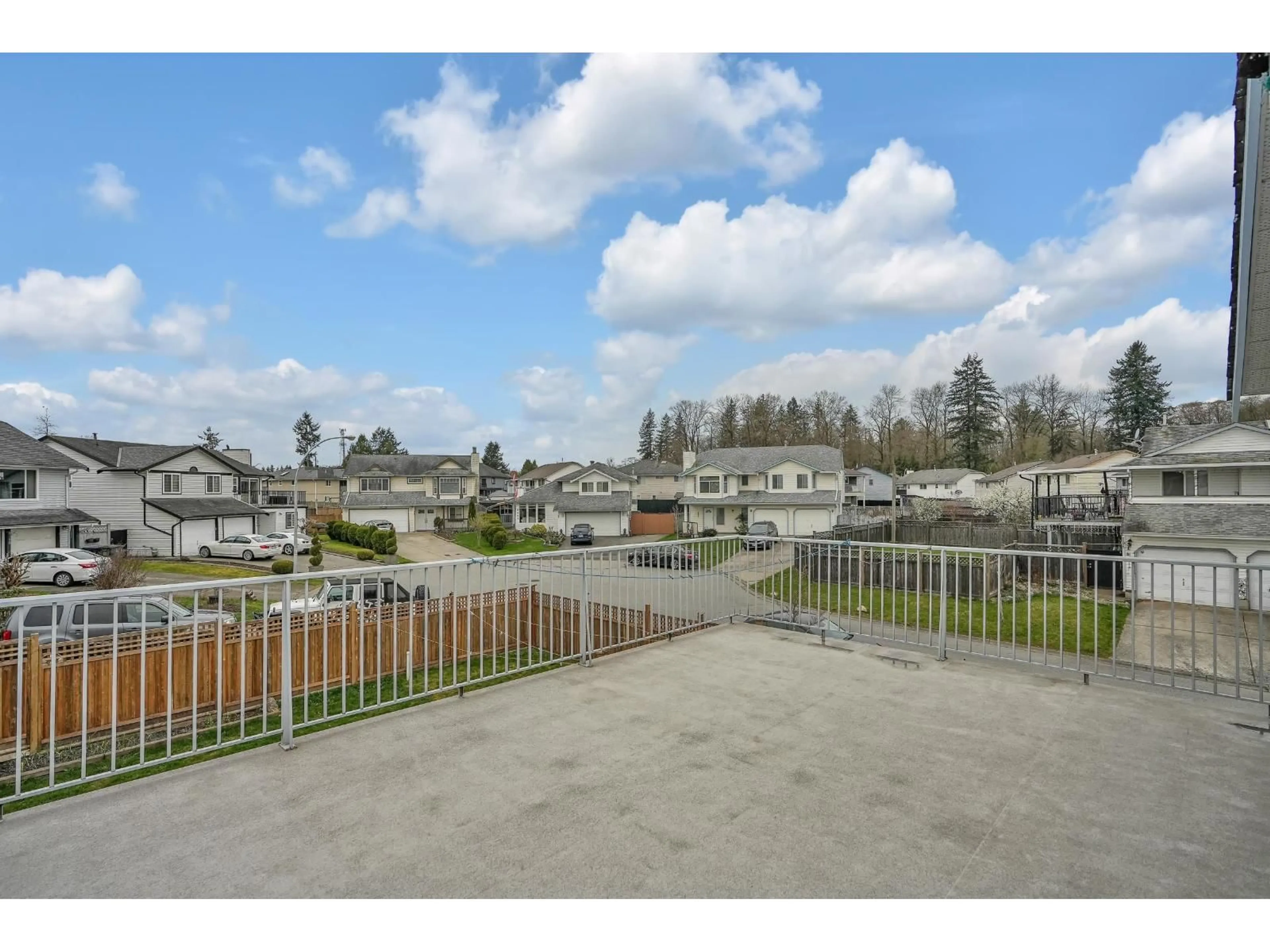 Patio, unknown for 13452 85 AVENUE, Surrey British Columbia V3W0T8