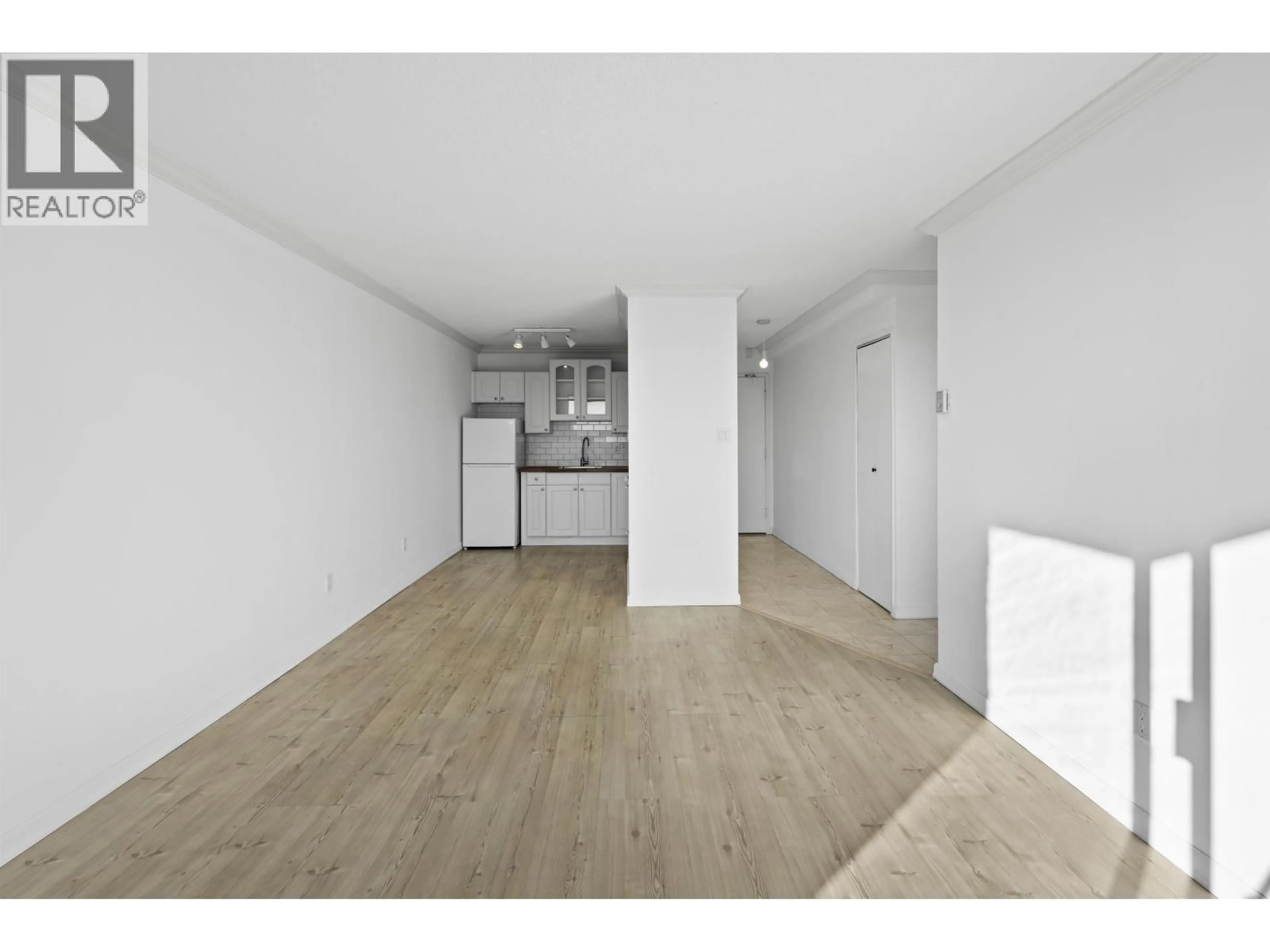 A pic of a room for 301 - 320 ROYAL AVENUE, New Westminster British Columbia V3L5C6