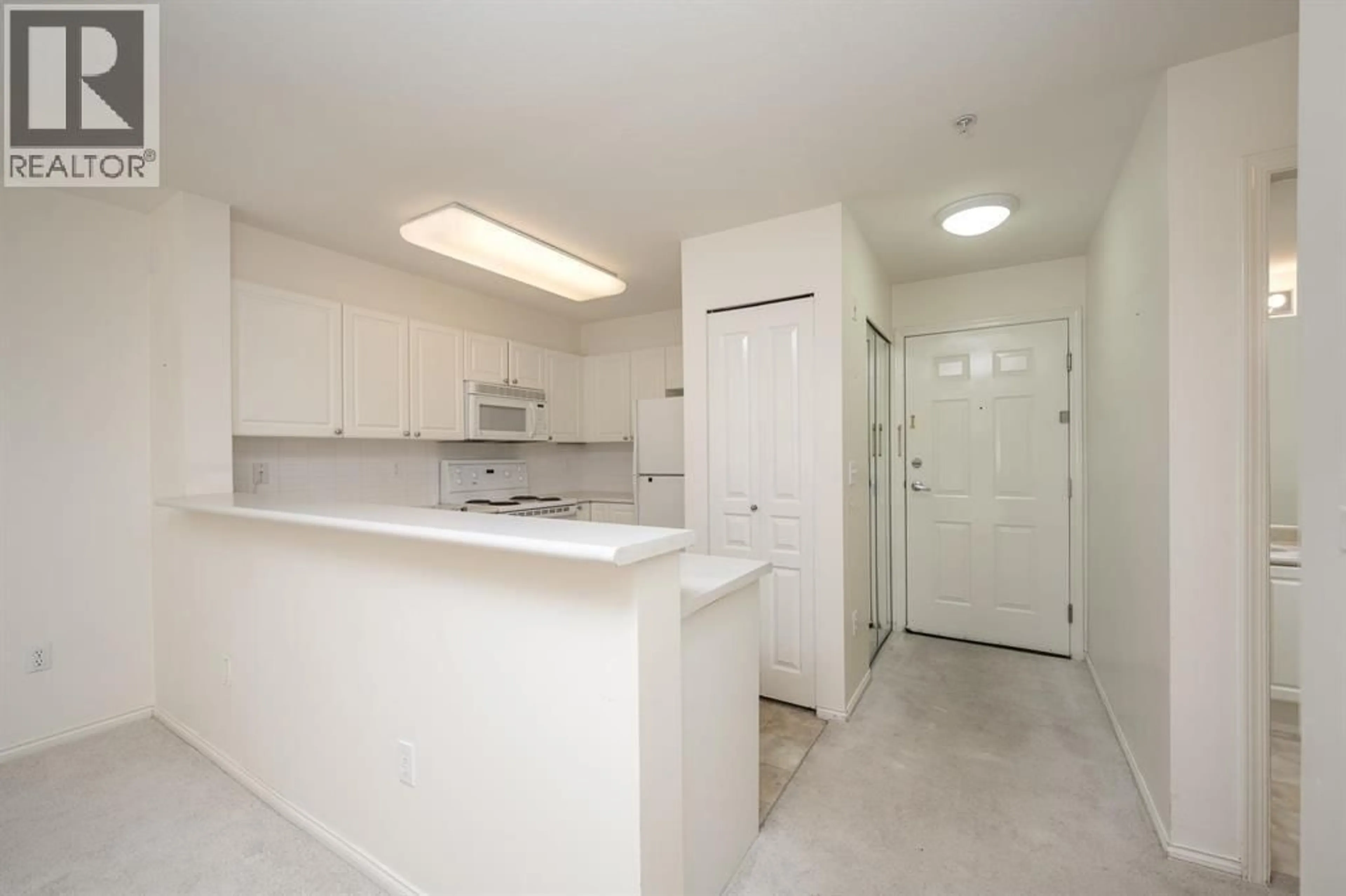 Standard kitchen, unknown for 311 - 1363 56 STREET, Delta British Columbia V4L2P7