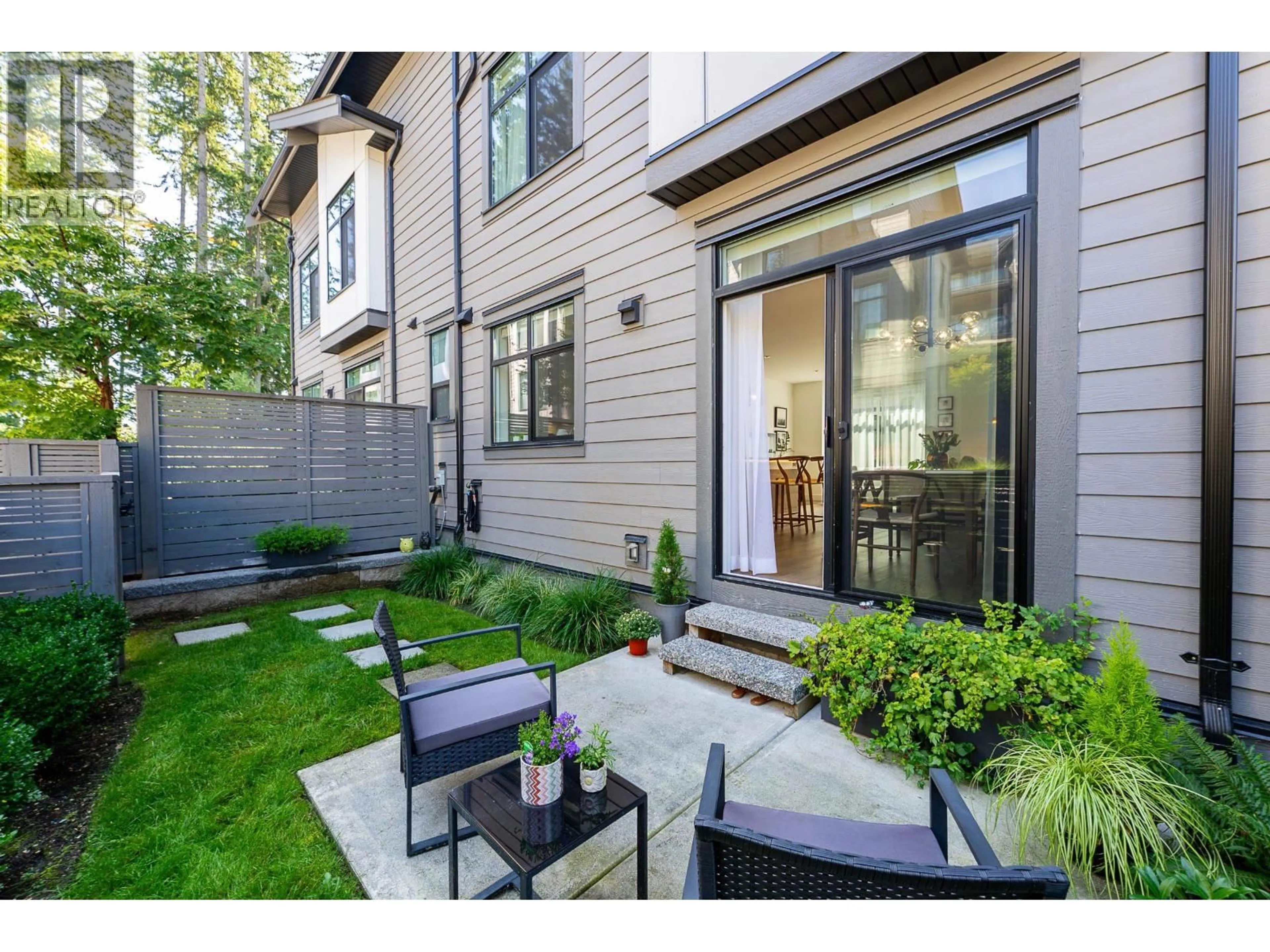 Patio, street for 16 - 3535 PRINCETON AVENUE, Coquitlam British Columbia V3E0P1