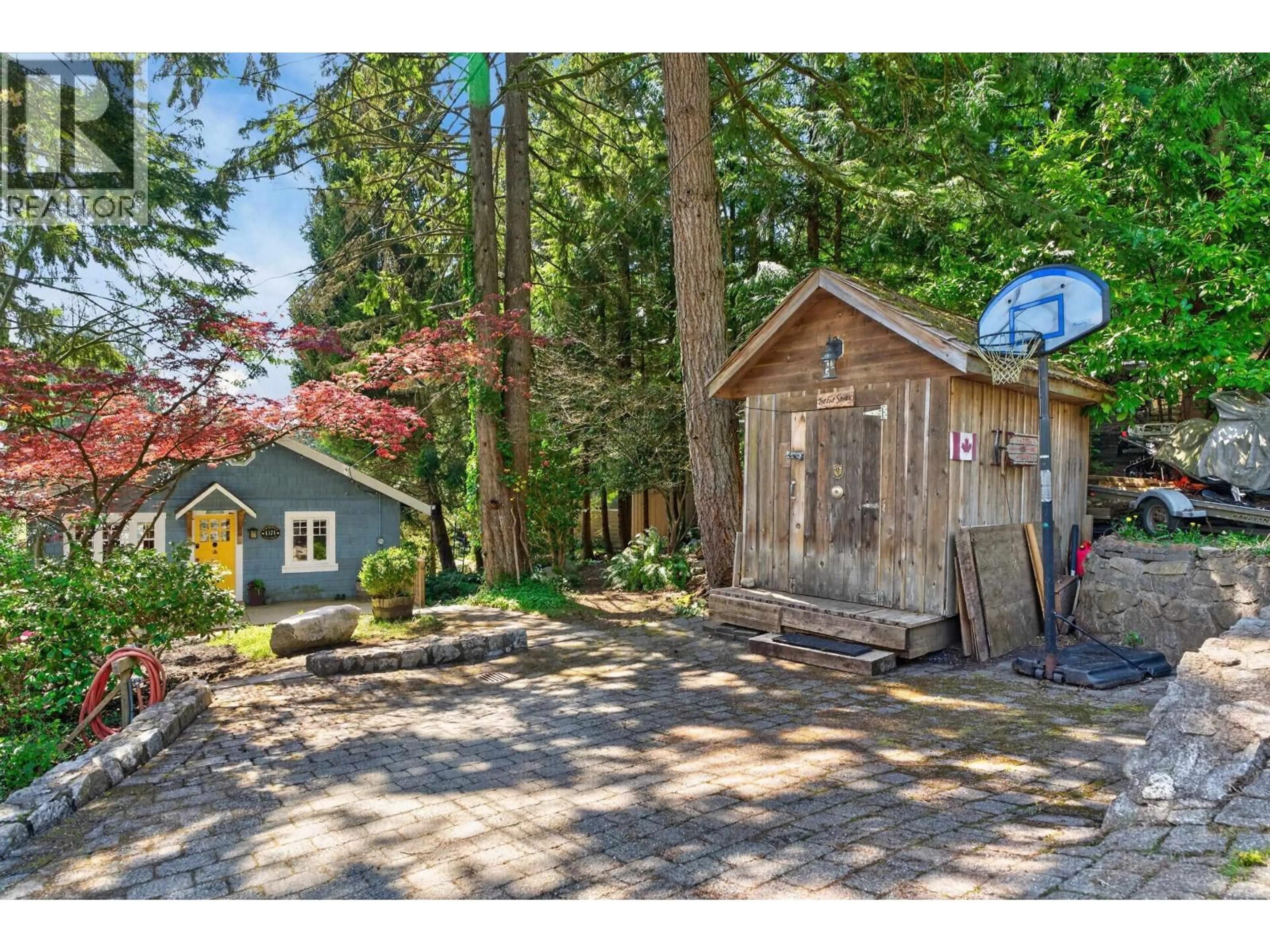 Shed for 1371 BORTHWICK ROAD, North Vancouver British Columbia V7K1X9