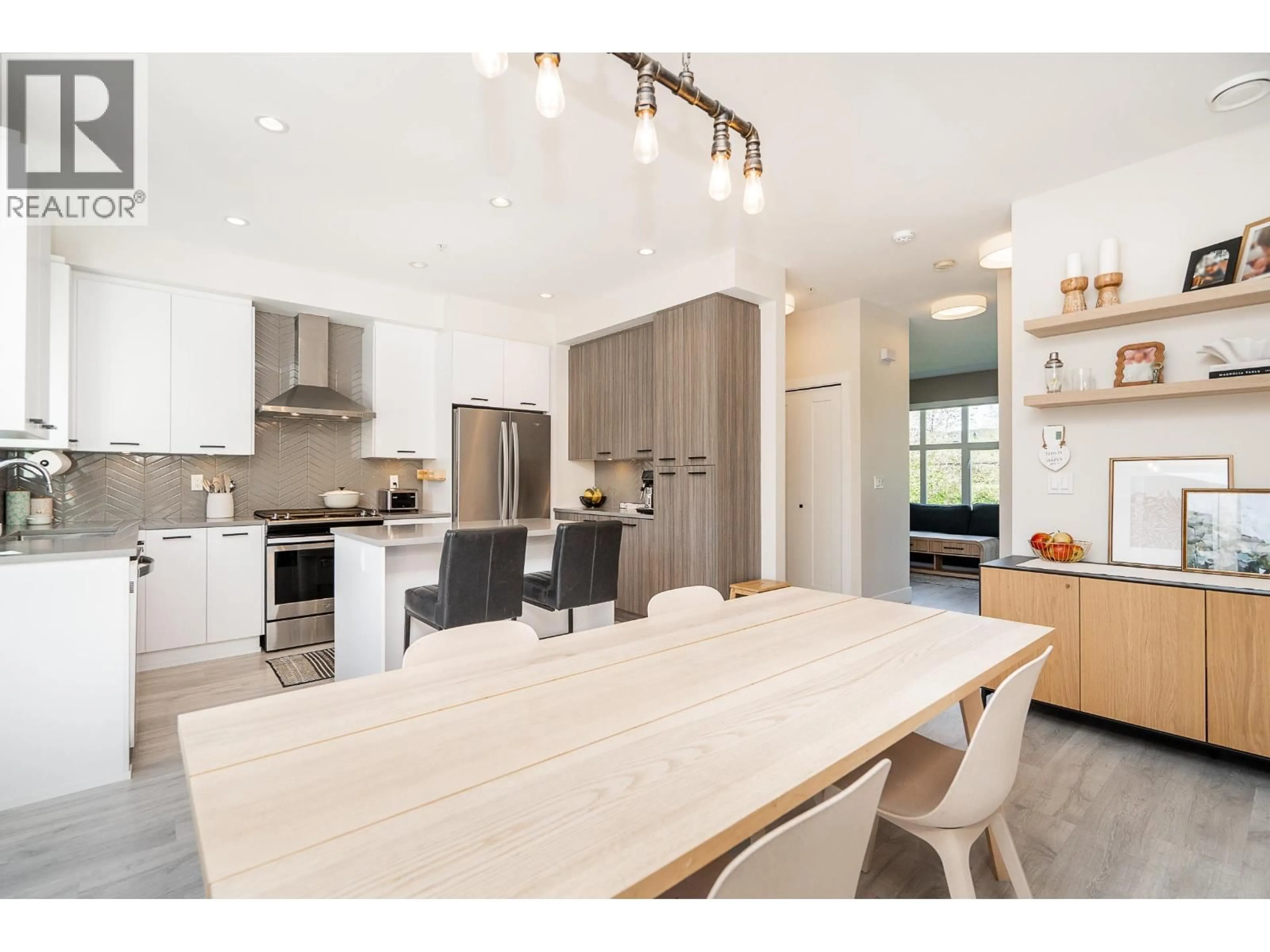 Open concept kitchen, unknown for 6 - 24076 112 AVENUE, Maple Ridge British Columbia V2W0K2