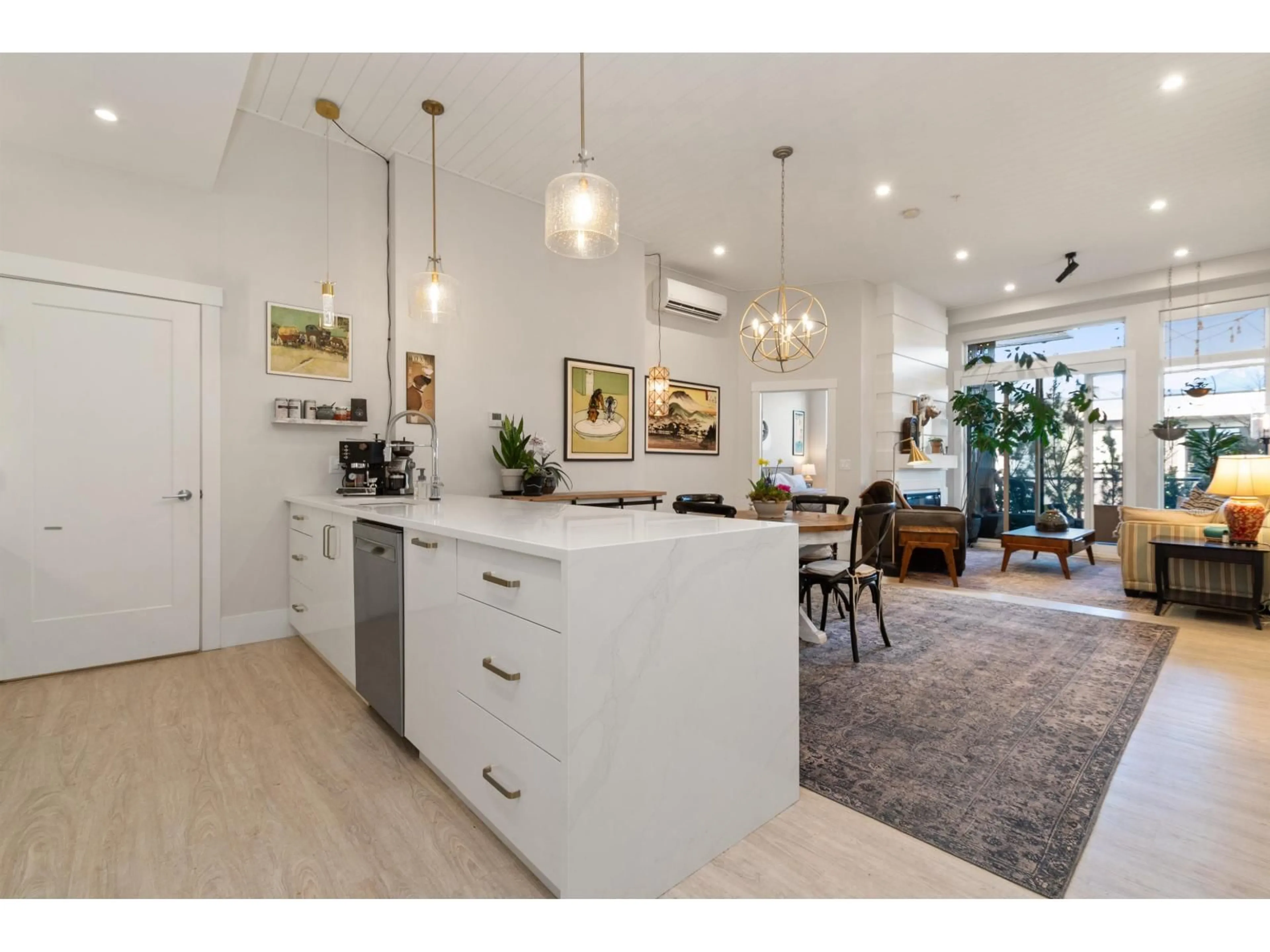 Open concept kitchen, unknown for 601 - 45745 WATSON ROAD ROAD, Chilliwack British Columbia V2R6K3