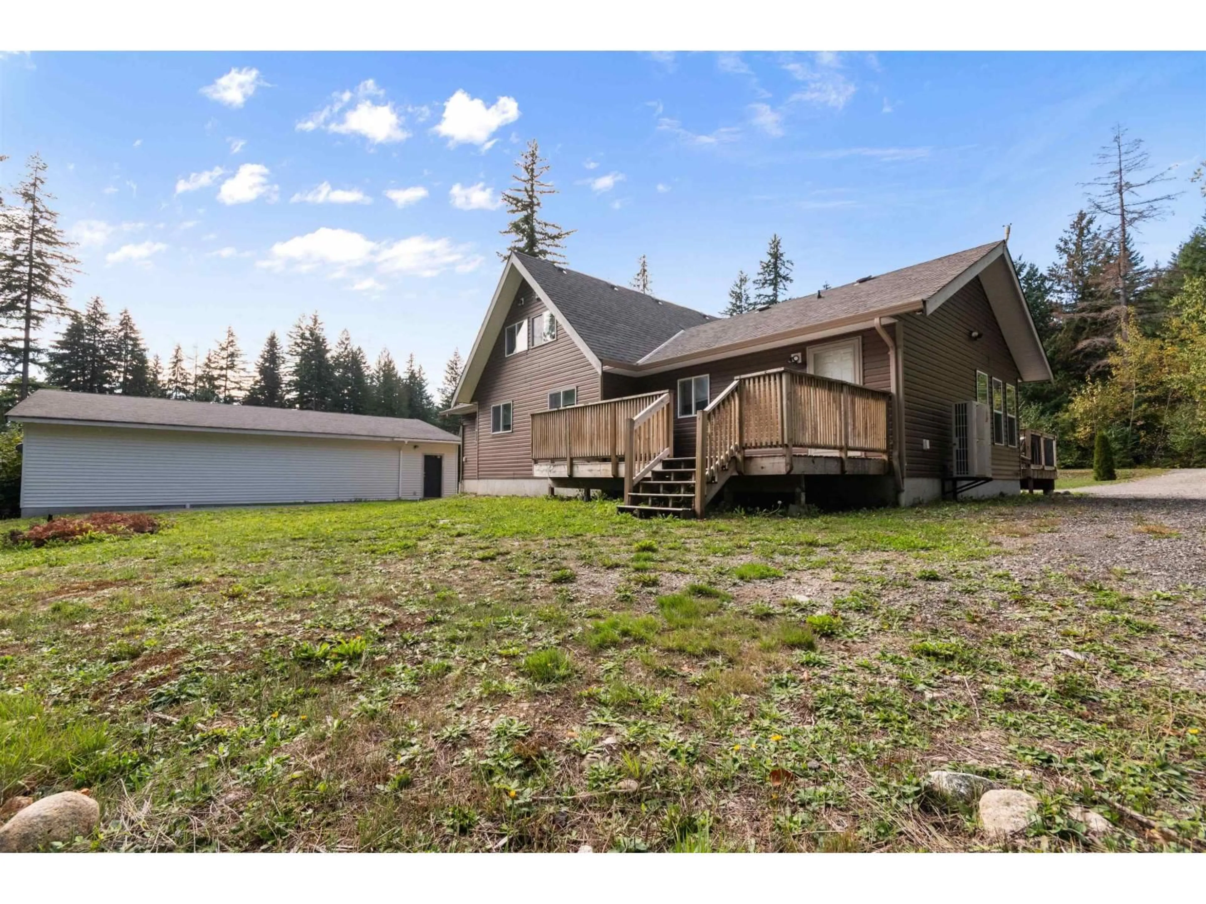A pic from outside/outdoor area/front of a property/back of a property/a pic from drone, unknown for 26542 REYNOLDS ROAD, Hope British Columbia V0X1L3