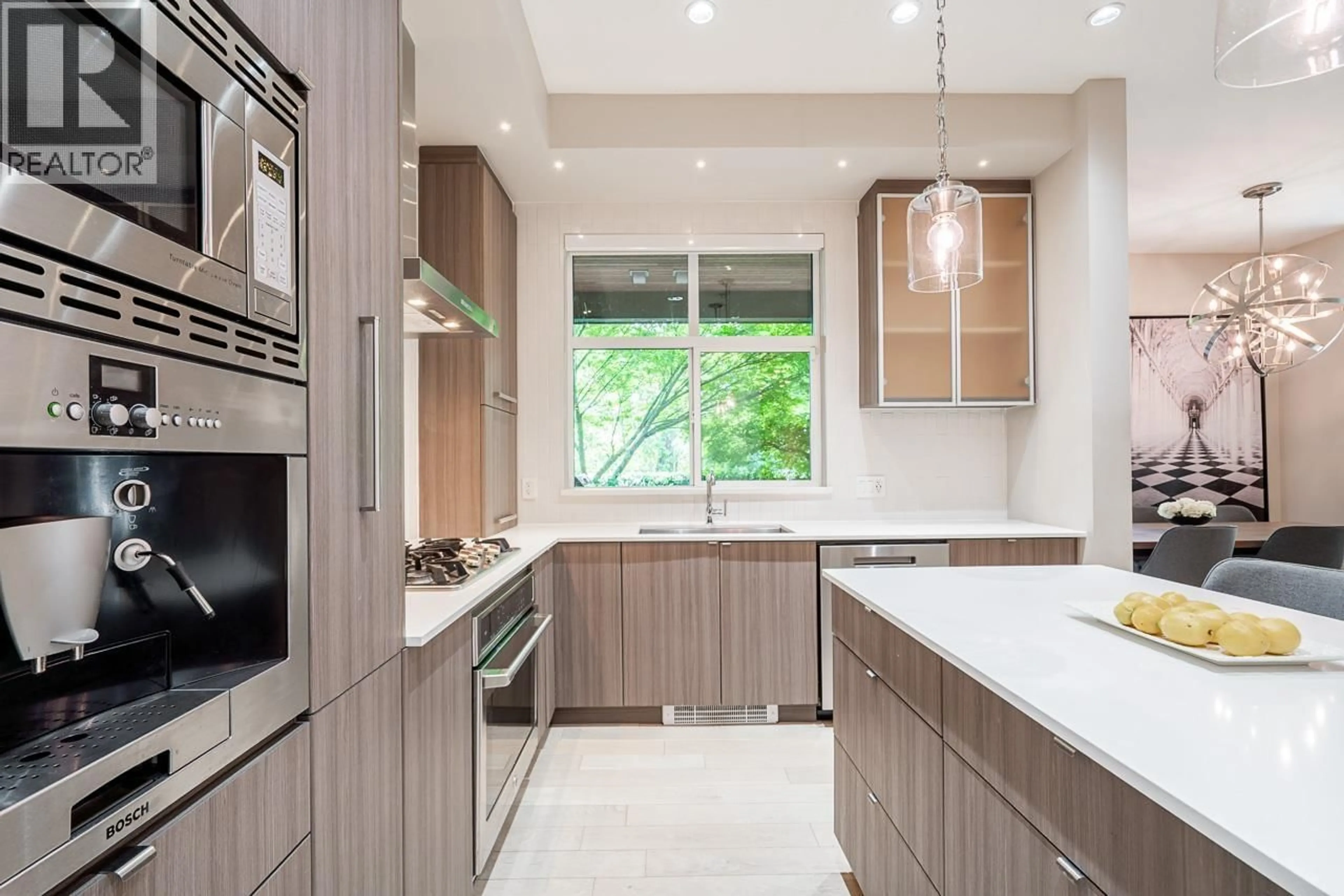 Contemporary kitchen, unknown for 112 - 262 SALTER STREET, New Westminster British Columbia V3M0J6