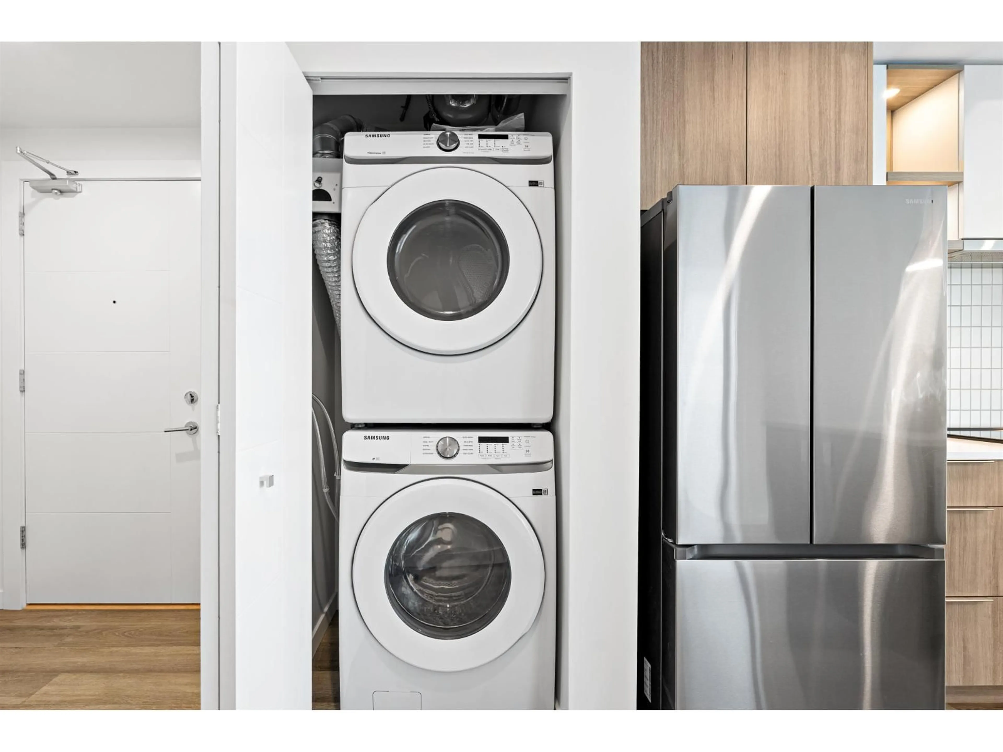 Laundry room for 401 - 20695 EASTLEIGH CRESCENT, Langley British Columbia V3A0P7