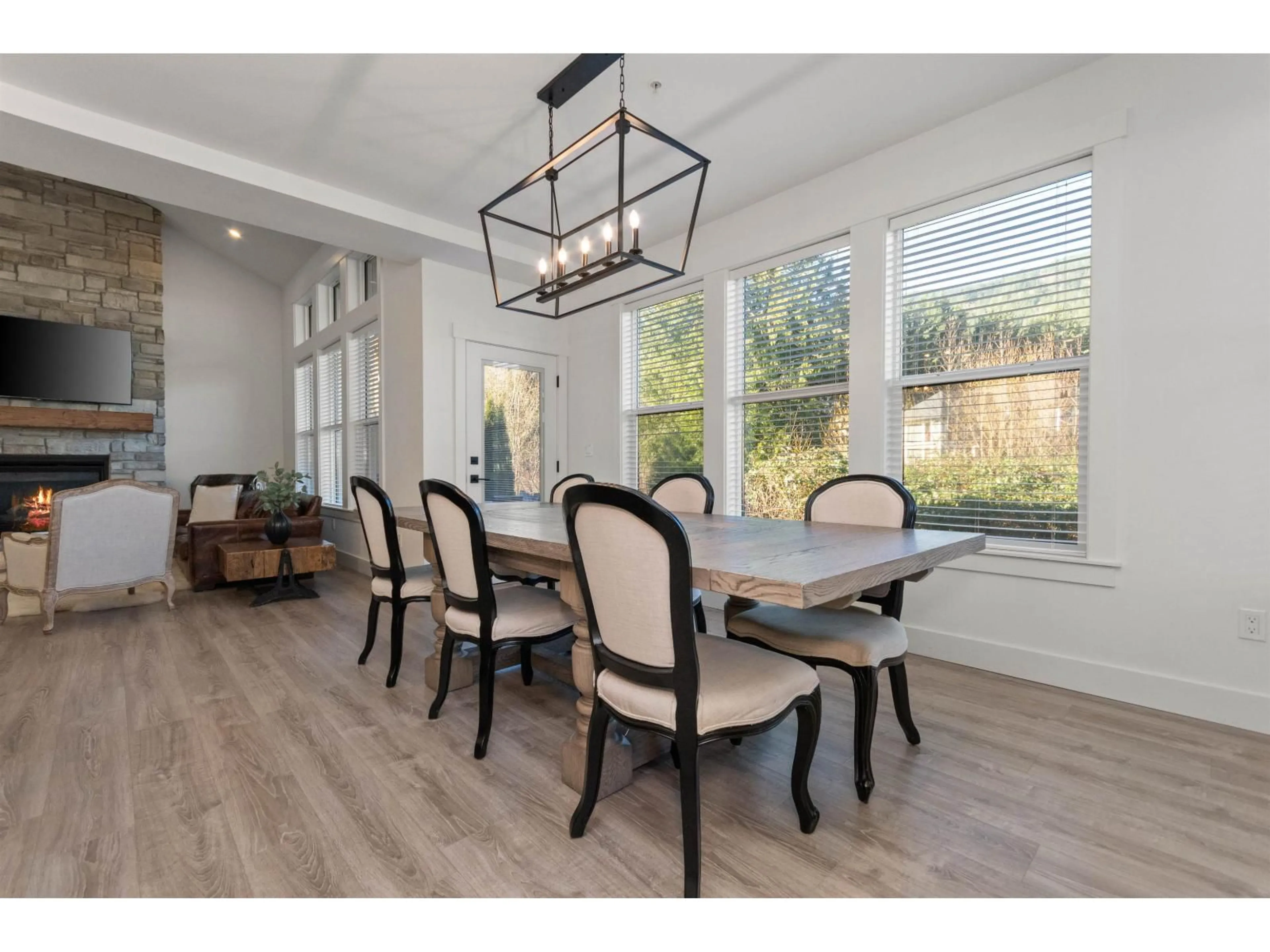 Dining room, wood/laminate floor for 12 - 1885 COLUMBIA VALLEY ROAD, Cultus Lake British Columbia V2R1J8