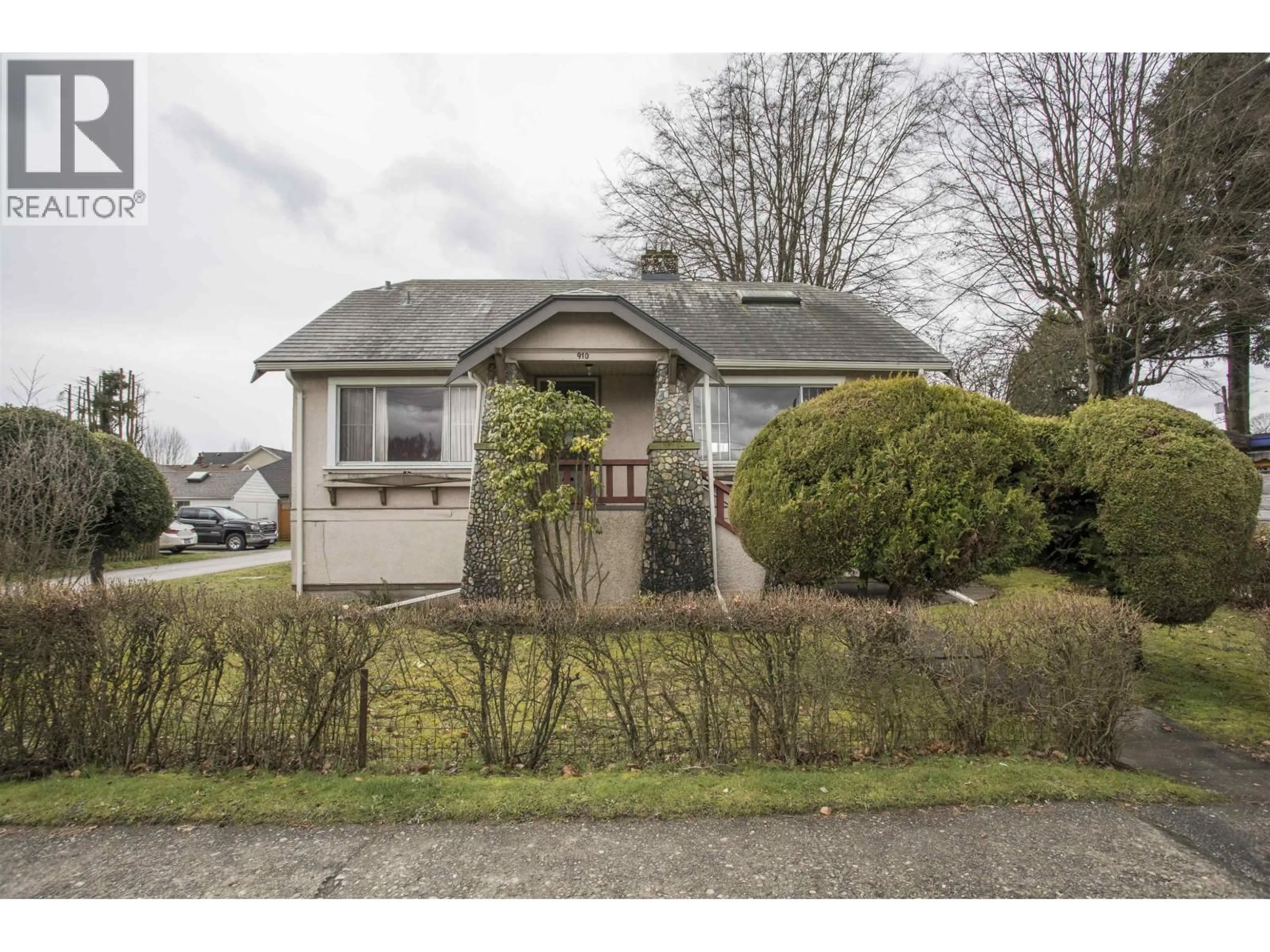 Unknown for 910 EIGHTH STREET, New Westminster British Columbia V3M3T2