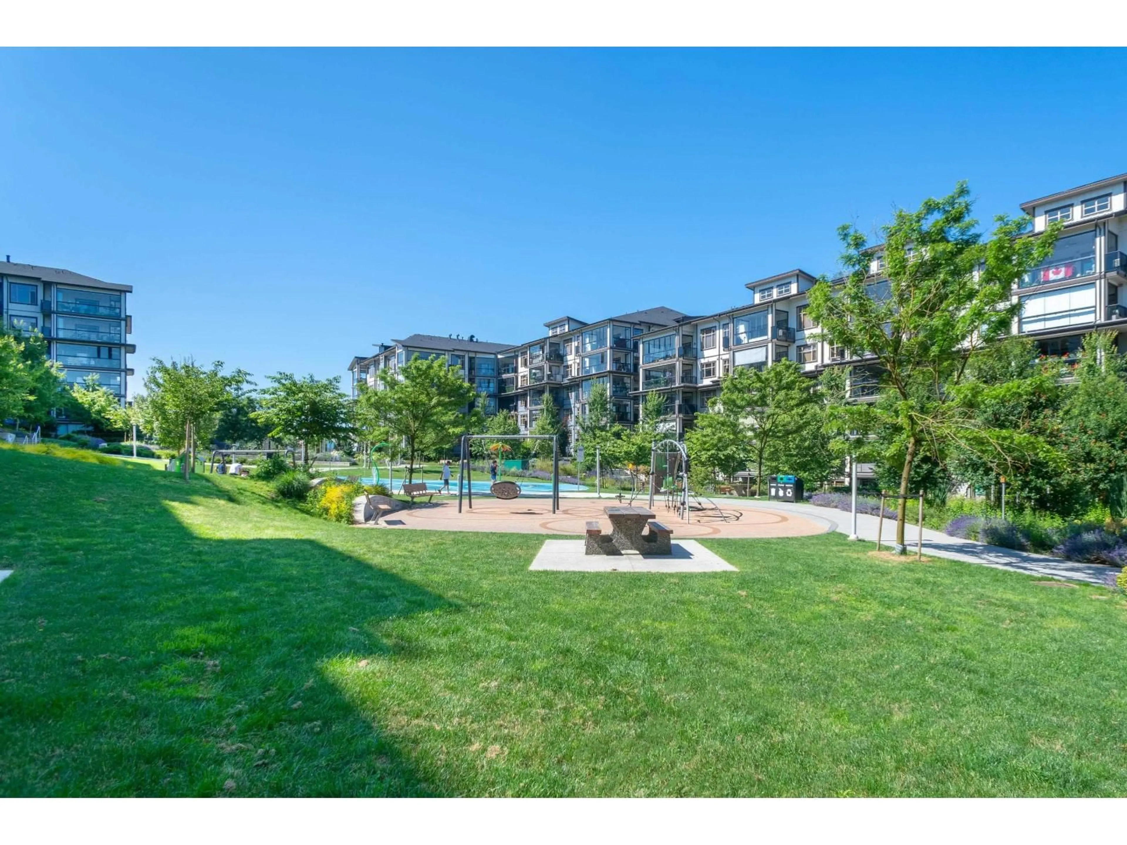 A pic from outside/outdoor area/front of a property/back of a property/a pic from drone, unknown for 315 - 20376 86TH AVENUE, Langley British Columbia V2Y3P8