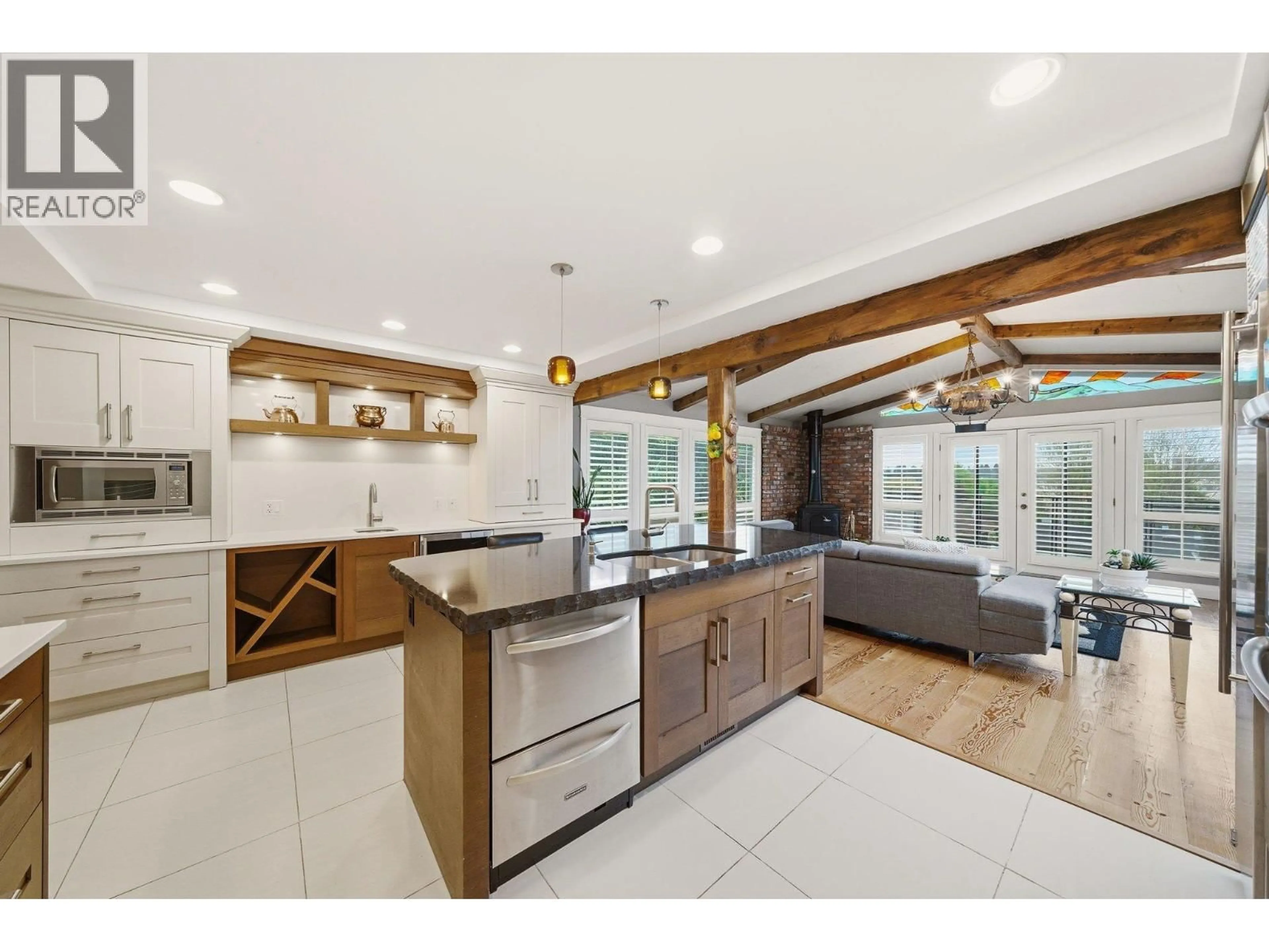 Open concept kitchen, unknown for 80 COURTNEY CRESCENT, New Westminster British Columbia V3L4M2