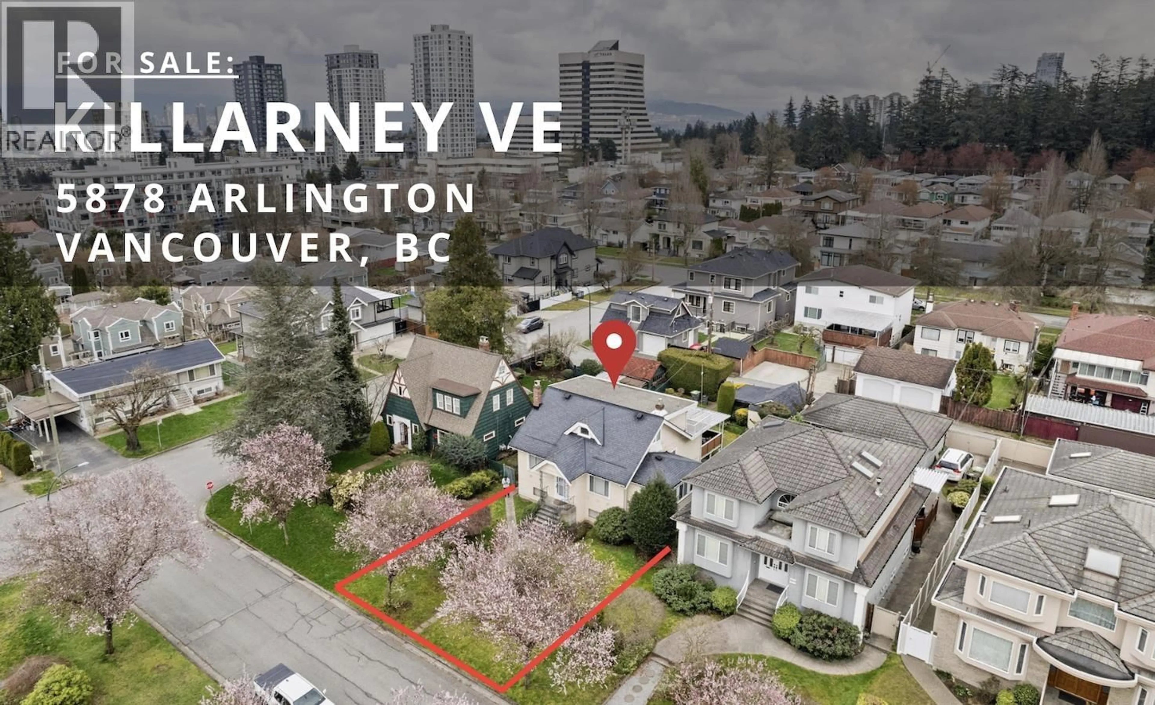 A pic from outside/outdoor area/front of a property/back of a property/a pic from drone, mountain view for 5878 ARLINGTON STREET, Vancouver British Columbia V5R4N3