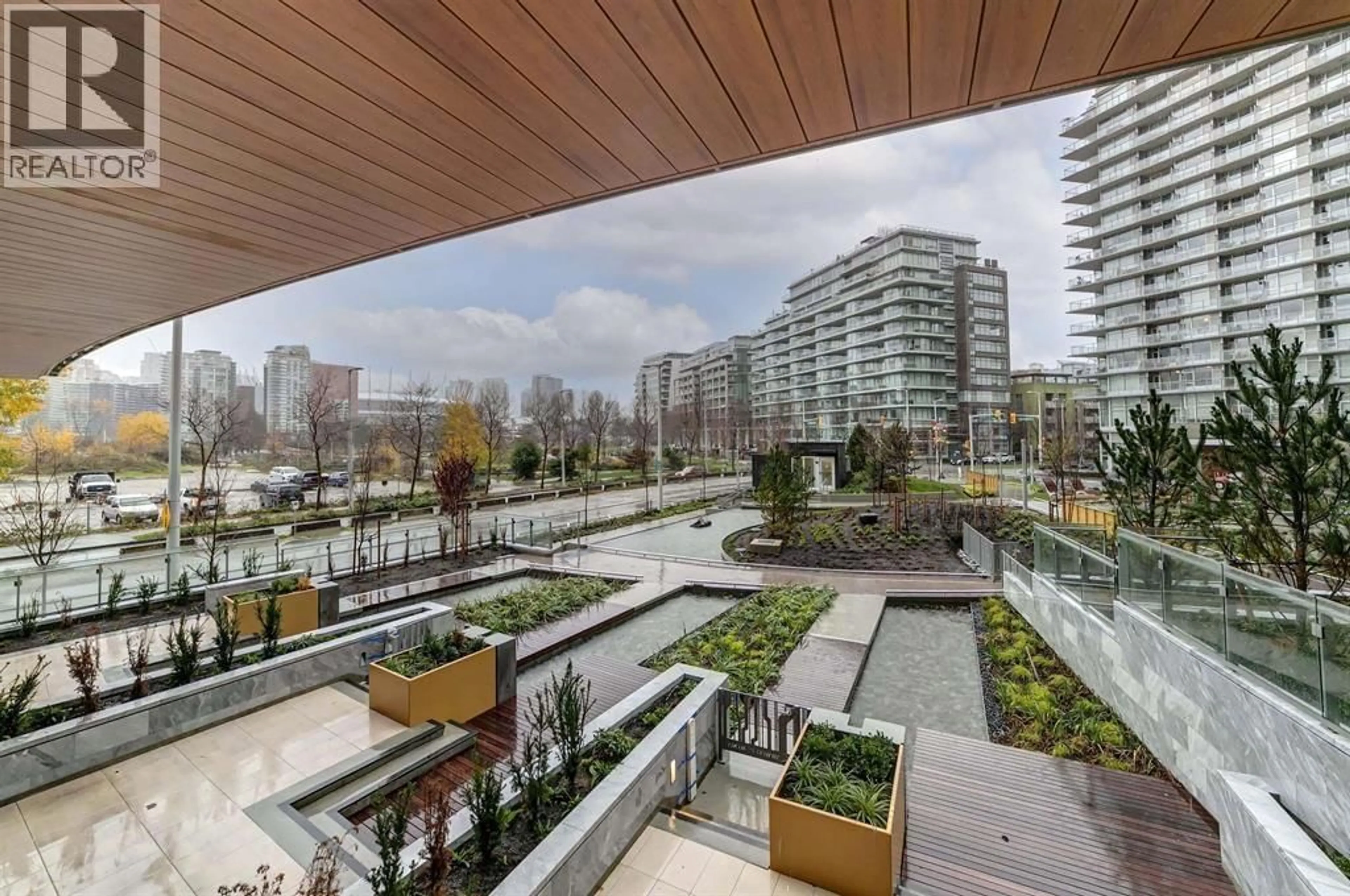 Patio, city buildings view from balcony for 208 1ST AVENUE, Vancouver British Columbia V6K1E9
