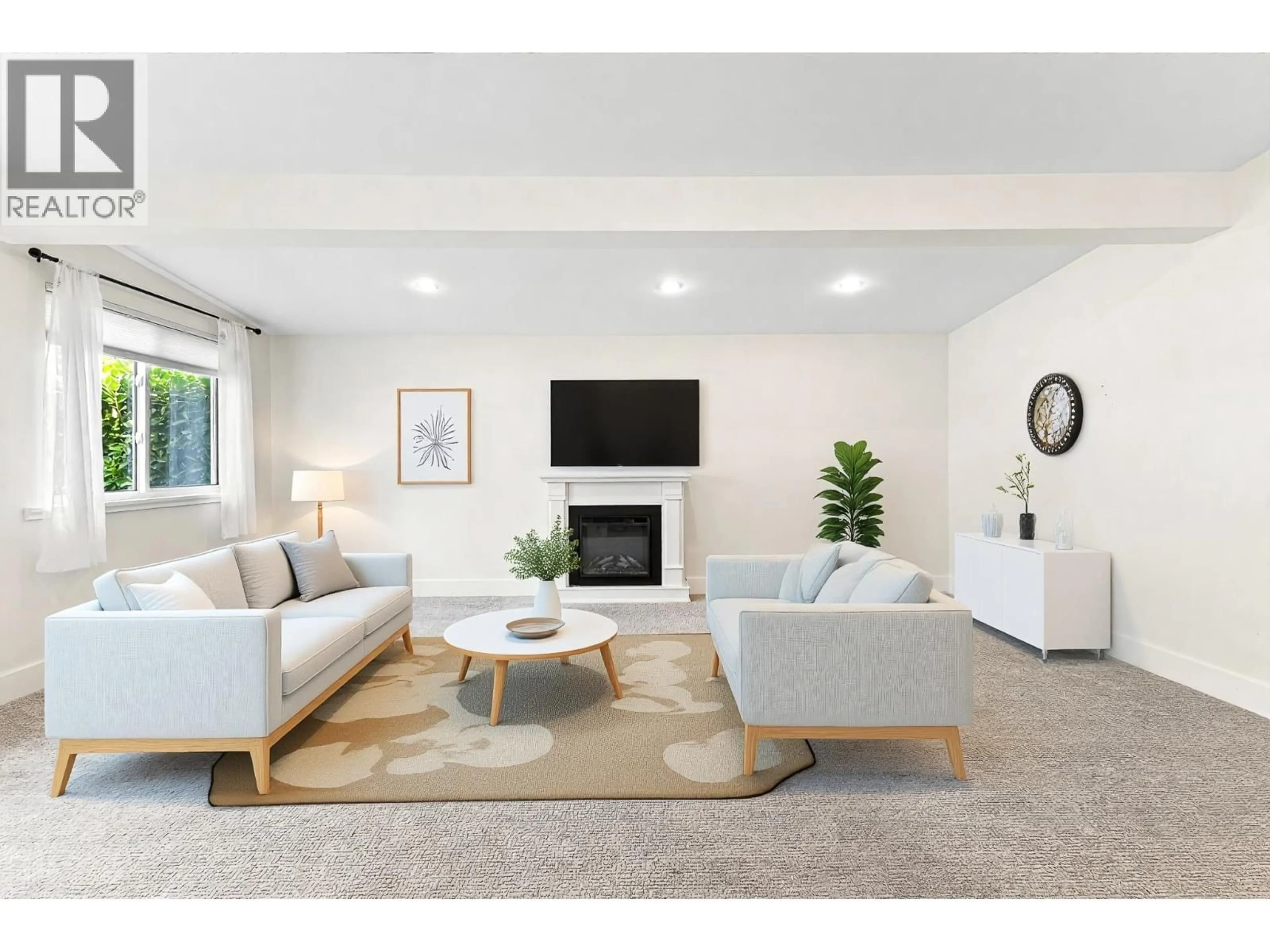 Living room with furniture, unknown for 1818 CHALMERS AVENUE, Port Coquitlam British Columbia V3B2T4