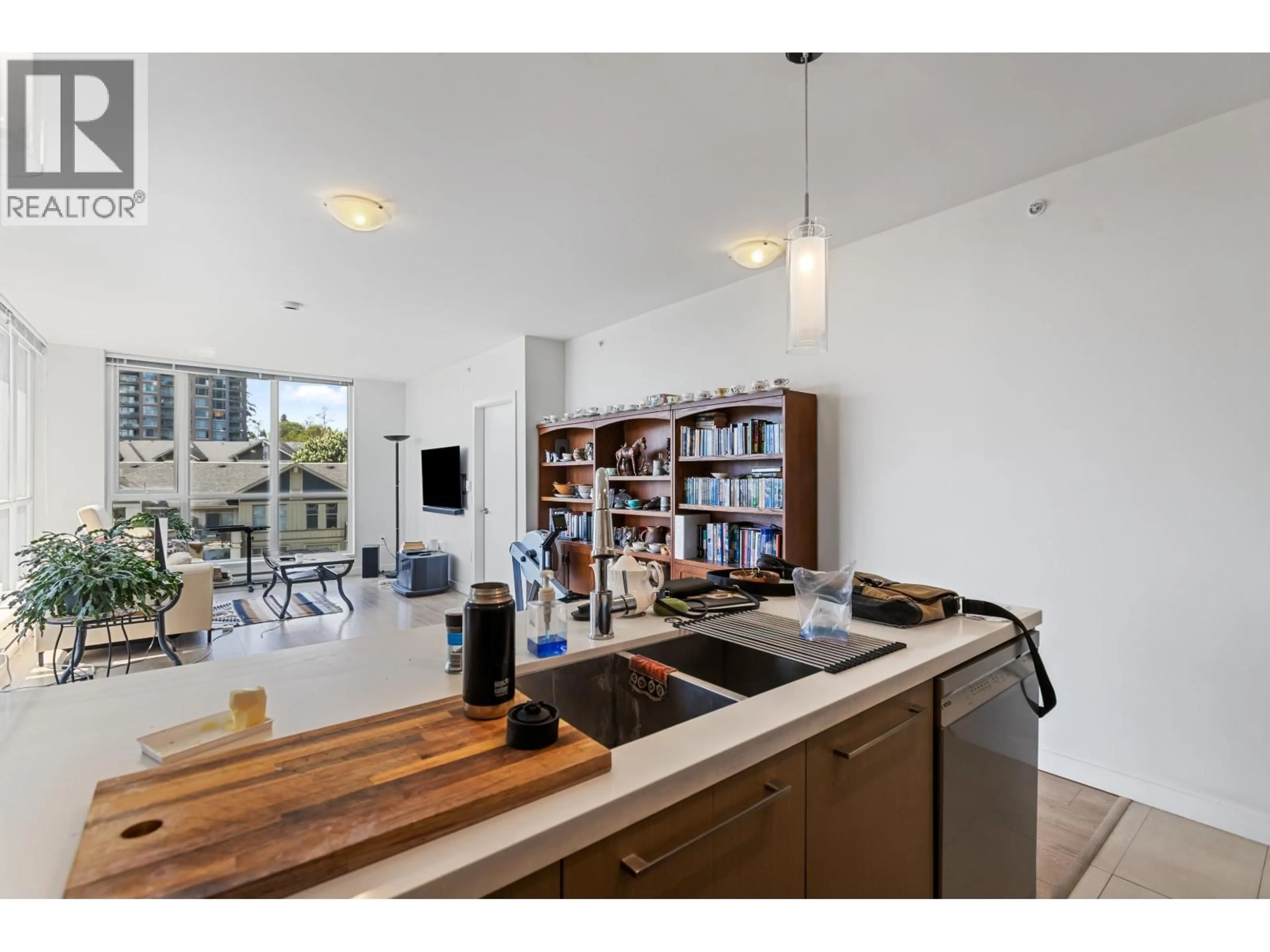 Open concept kitchen, unknown for 605 - 271 FRANCIS WAY, New Westminster British Columbia V3L0H2