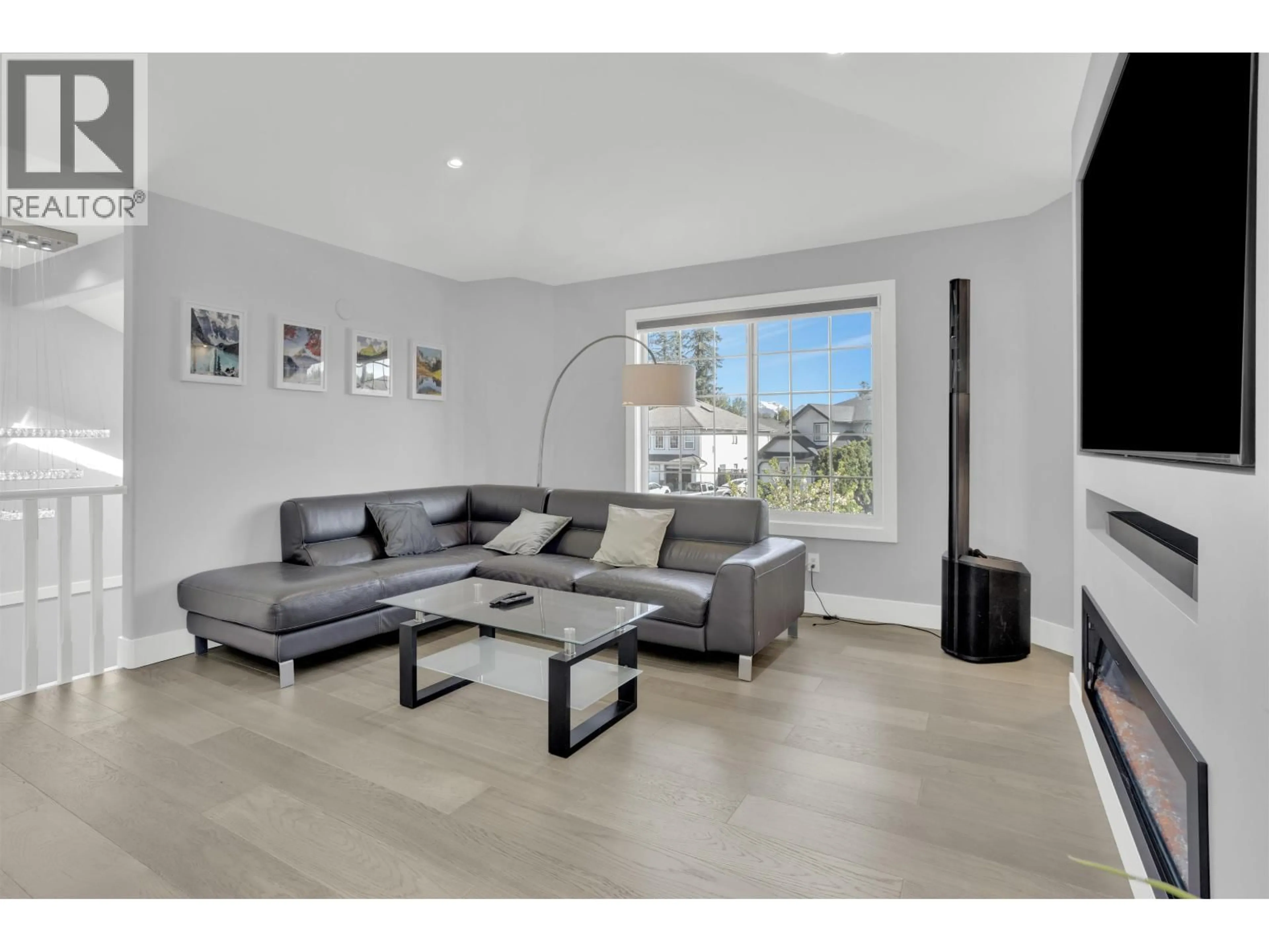Living room with furniture, unknown for 11537 236B STREET, Maple Ridge British Columbia V4R2C5