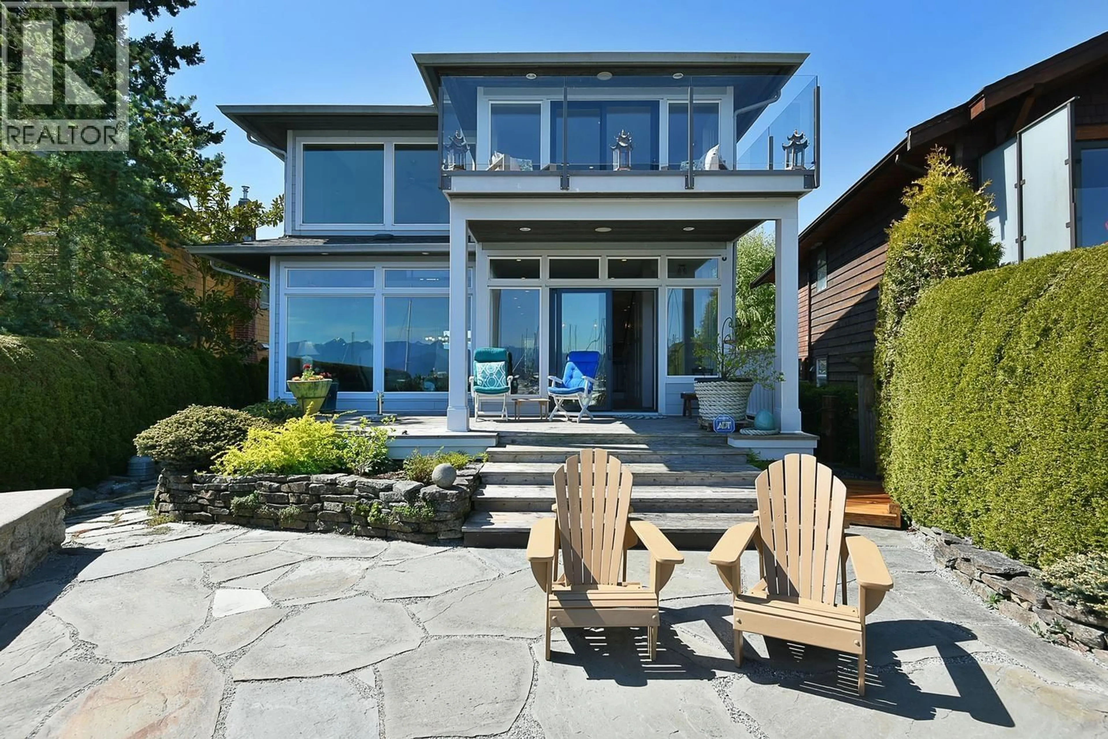 Patio, water/lake/river/ocean view for 664 BAY ROAD, Gibsons British Columbia V0N1V8