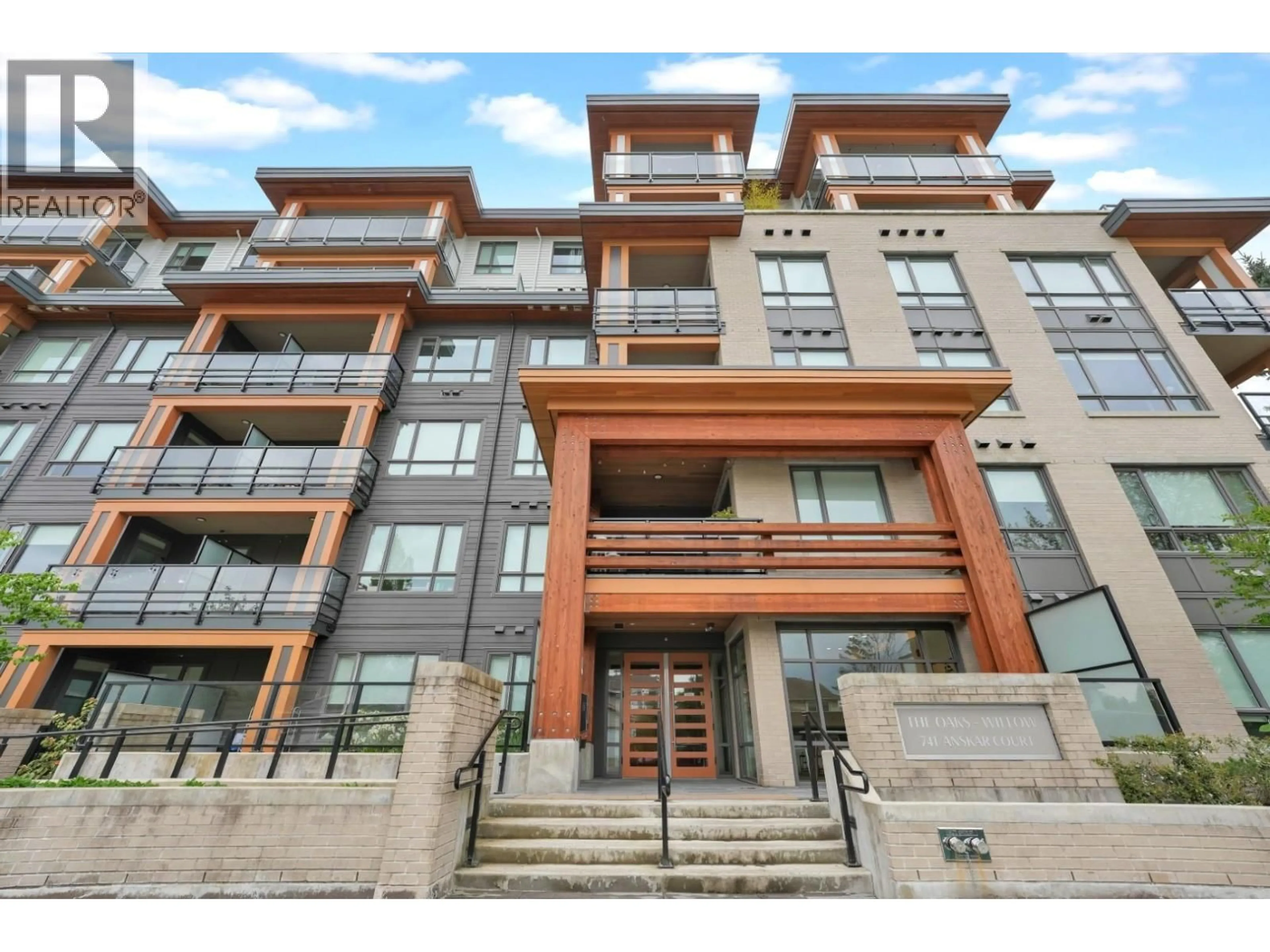 Indoor foyer for 510 - 741 ANSKAR COURT, Coquitlam British Columbia V3J0N3