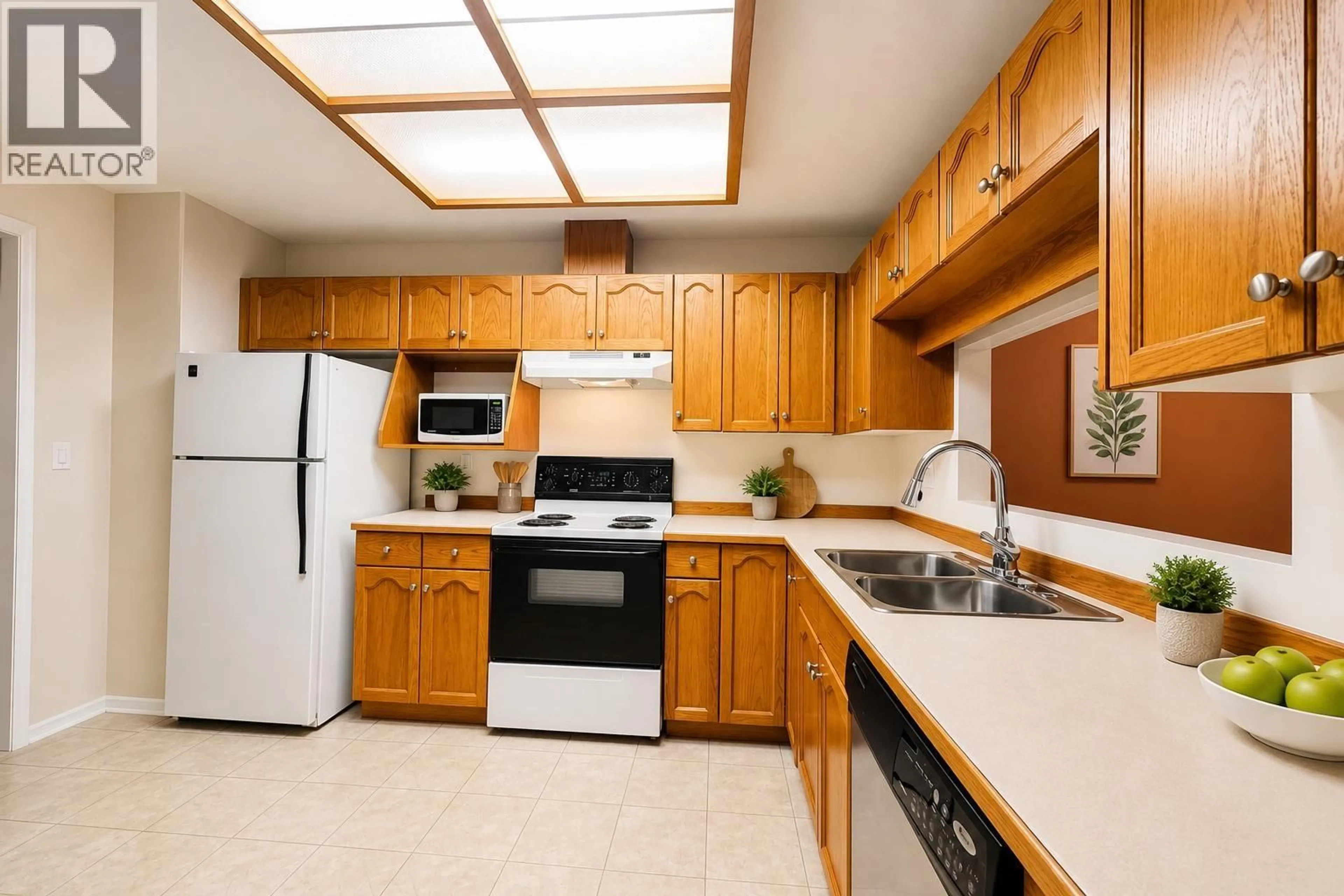 Standard kitchen, ceramic/tile floor for 202 - 19241 FORD ROAD, Pitt Meadows British Columbia V3Y2N4