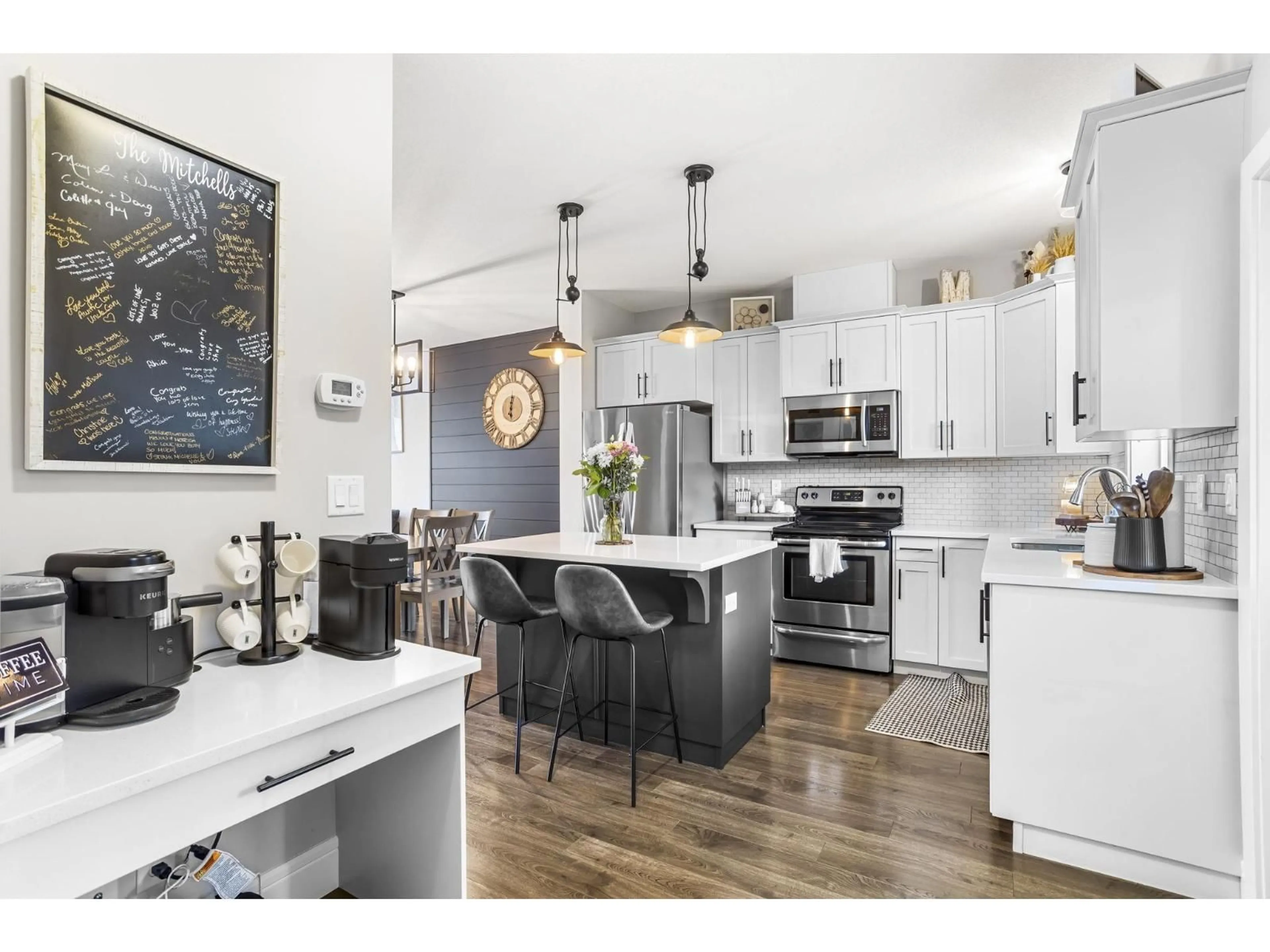Open concept kitchen, ceramic/tile floor for 16 - 1640 MACKAY CRESCENT, Agassiz British Columbia V0M1A3