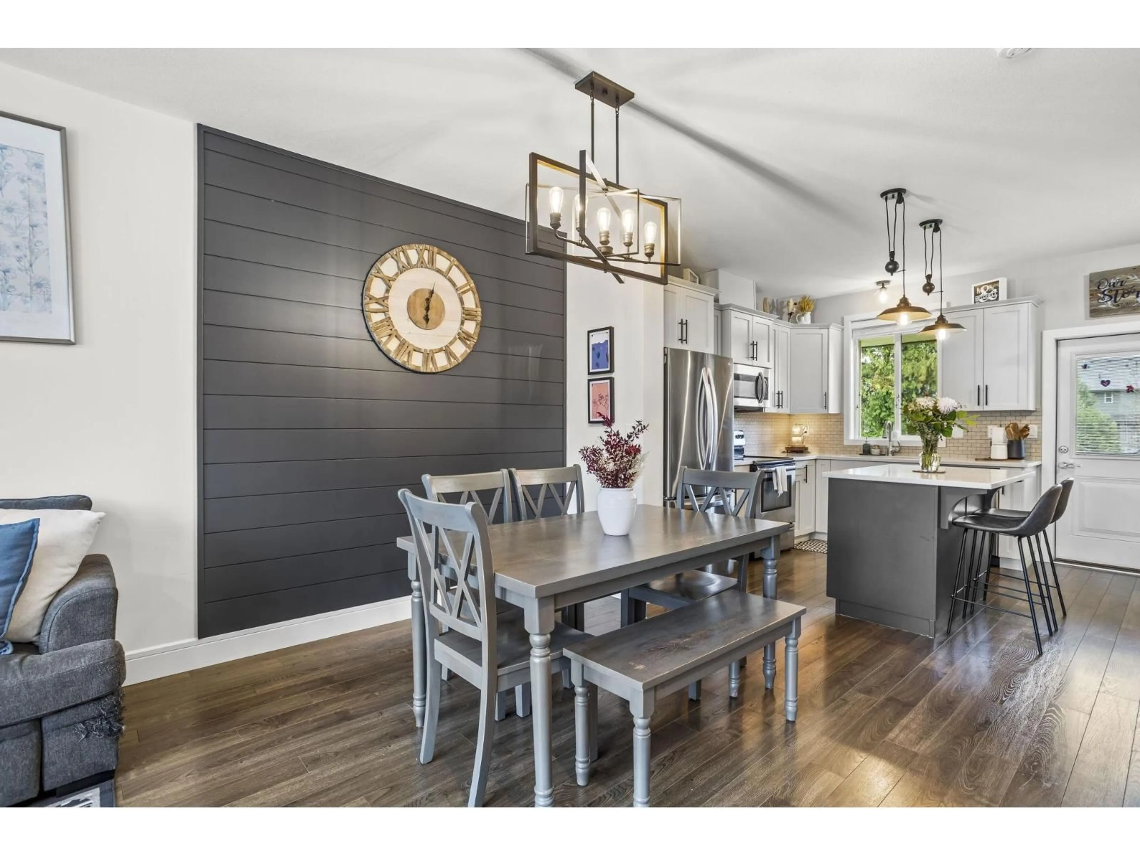Open concept kitchen, wood/laminate floor for 16 - 1640 MACKAY CRESCENT, Agassiz British Columbia V0M1A3