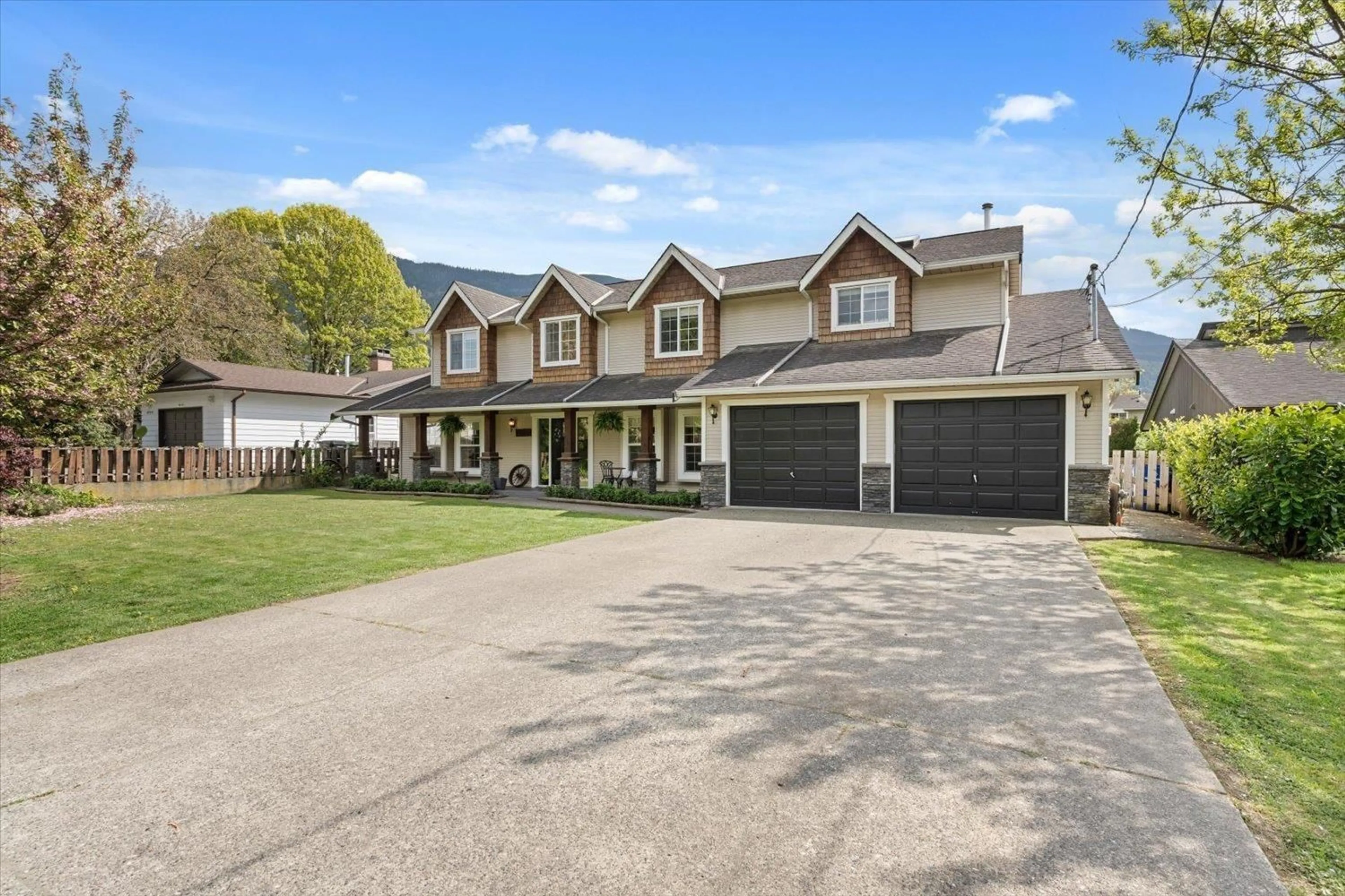Unknown for 42302 KNOX AVENUE, Yarrow British Columbia V2R5E1