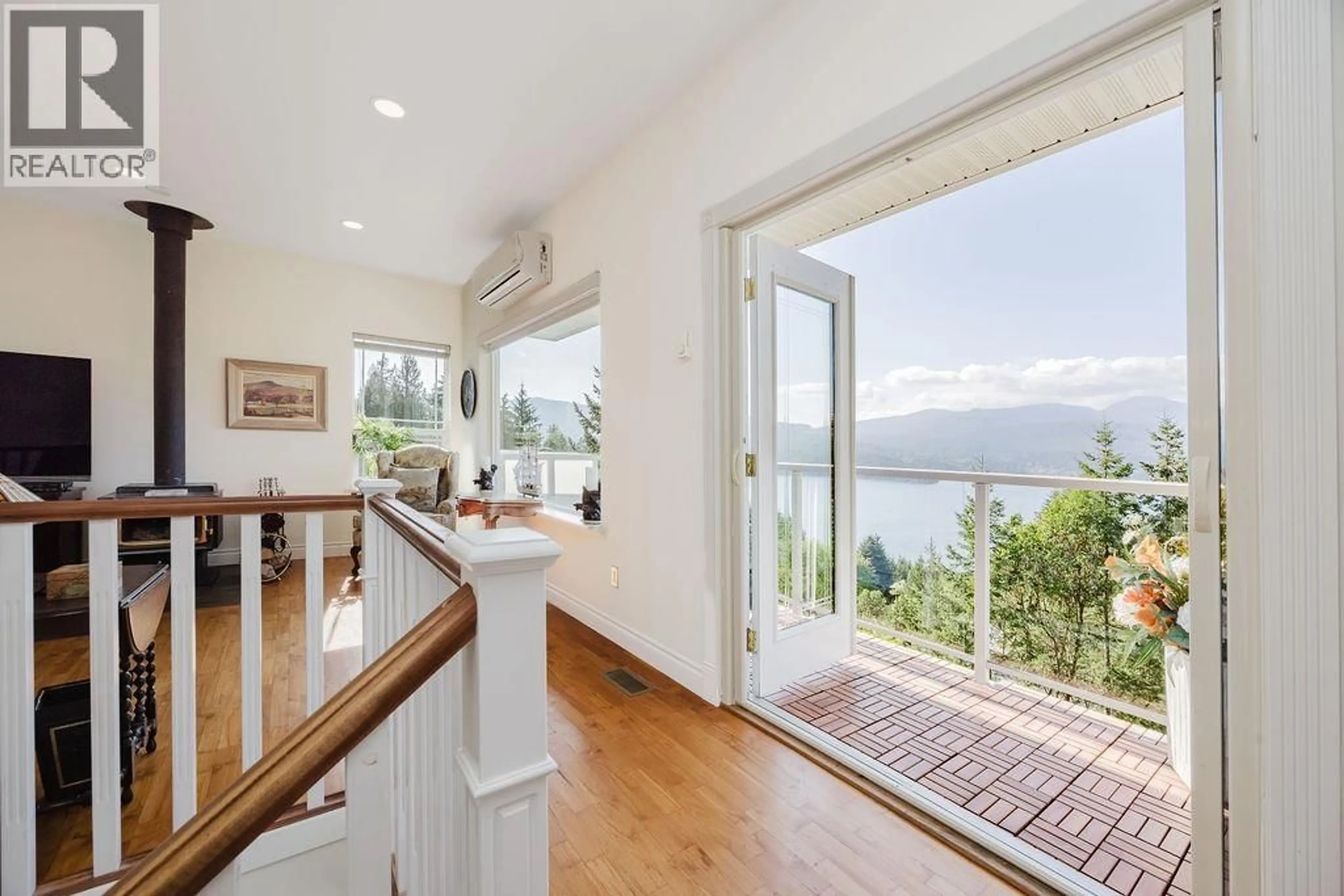 Open concept kitchen, unknown for 5872 DEERHORN DRIVE, Gibsons British Columbia V7Z0E1