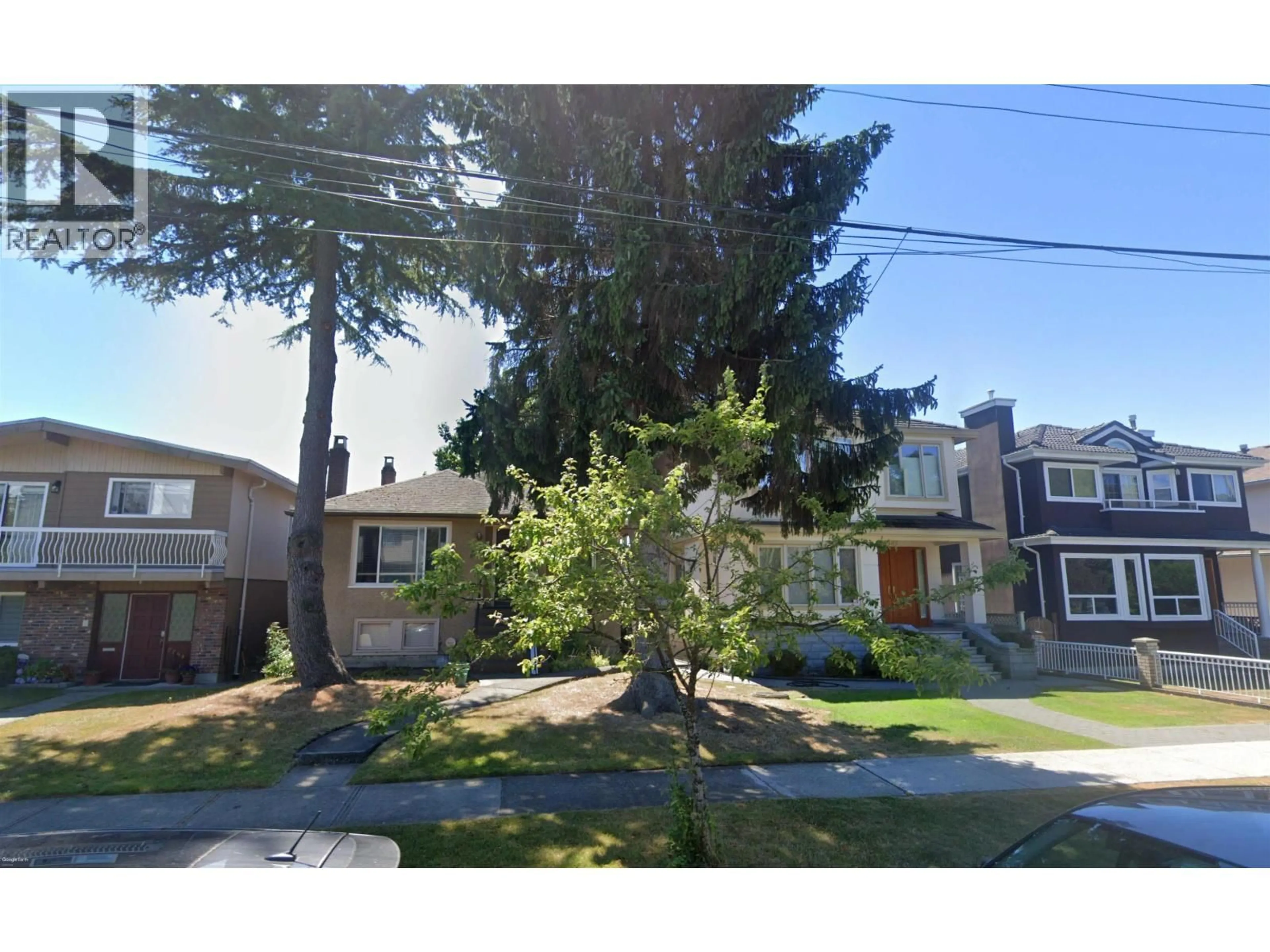 Unknown for 2876 18TH AVENUE, Vancouver British Columbia V6L1B6