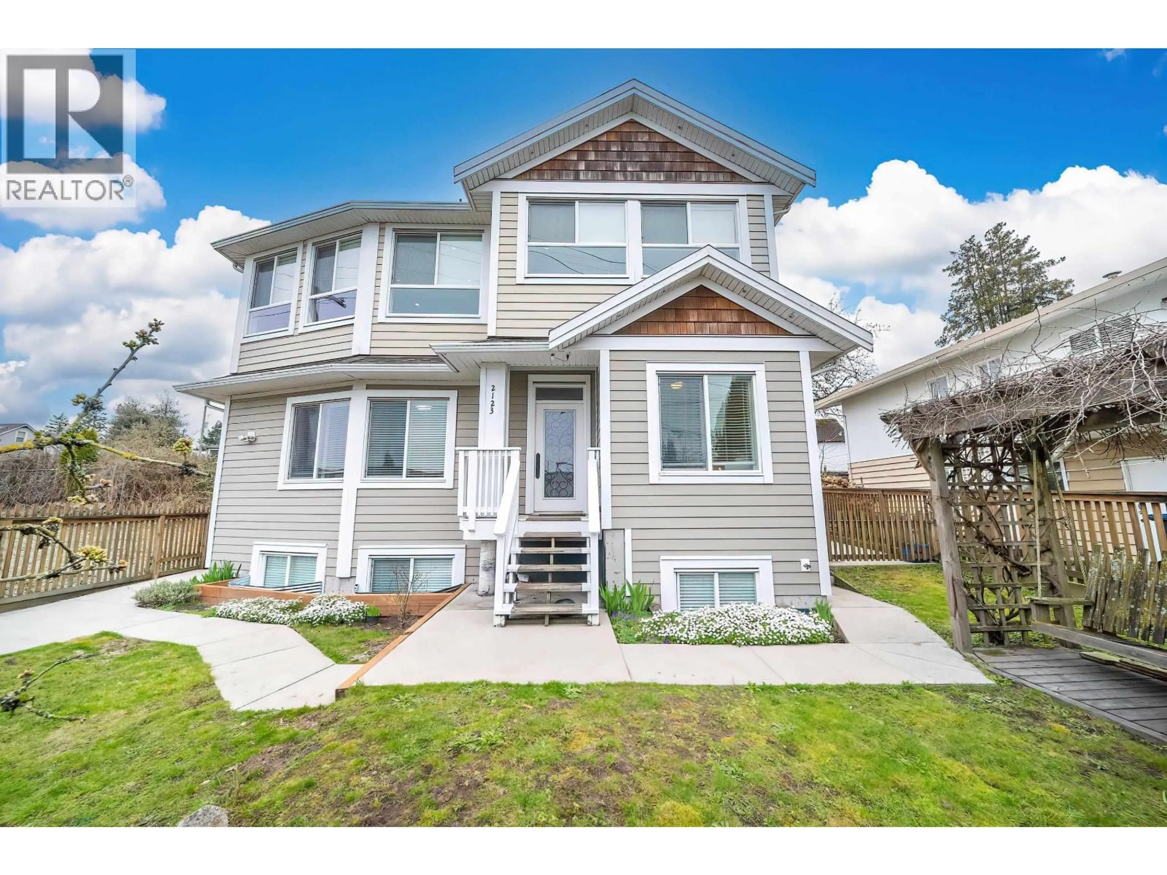 Home with vinyl exterior material, street for 2123 SEVENTH AVENUE, New Westminster British Columbia V3M2L7
