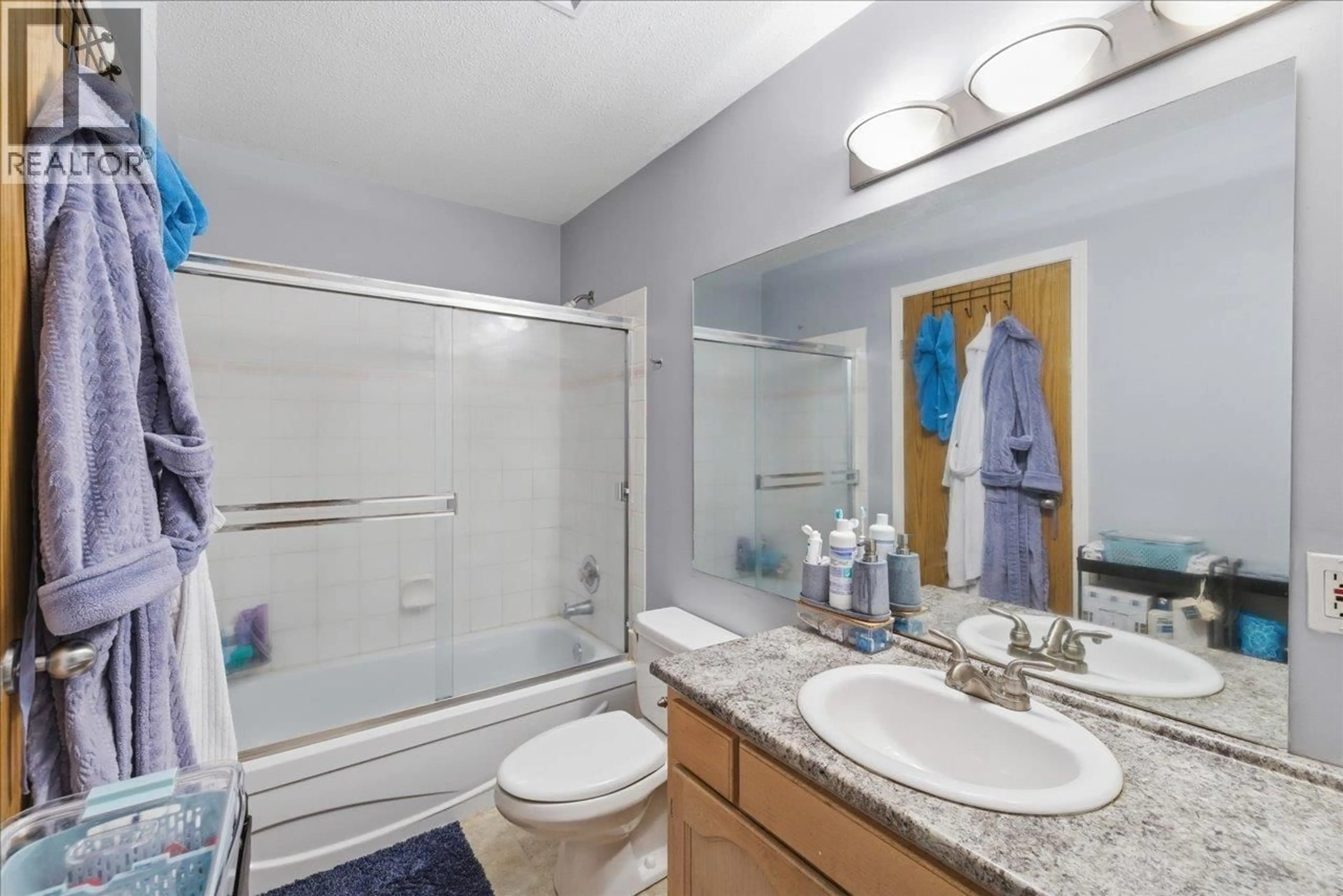 Standard bathroom, unknown for 311 - 11595 FRASER STREET, Maple Ridge British Columbia V2X0X7