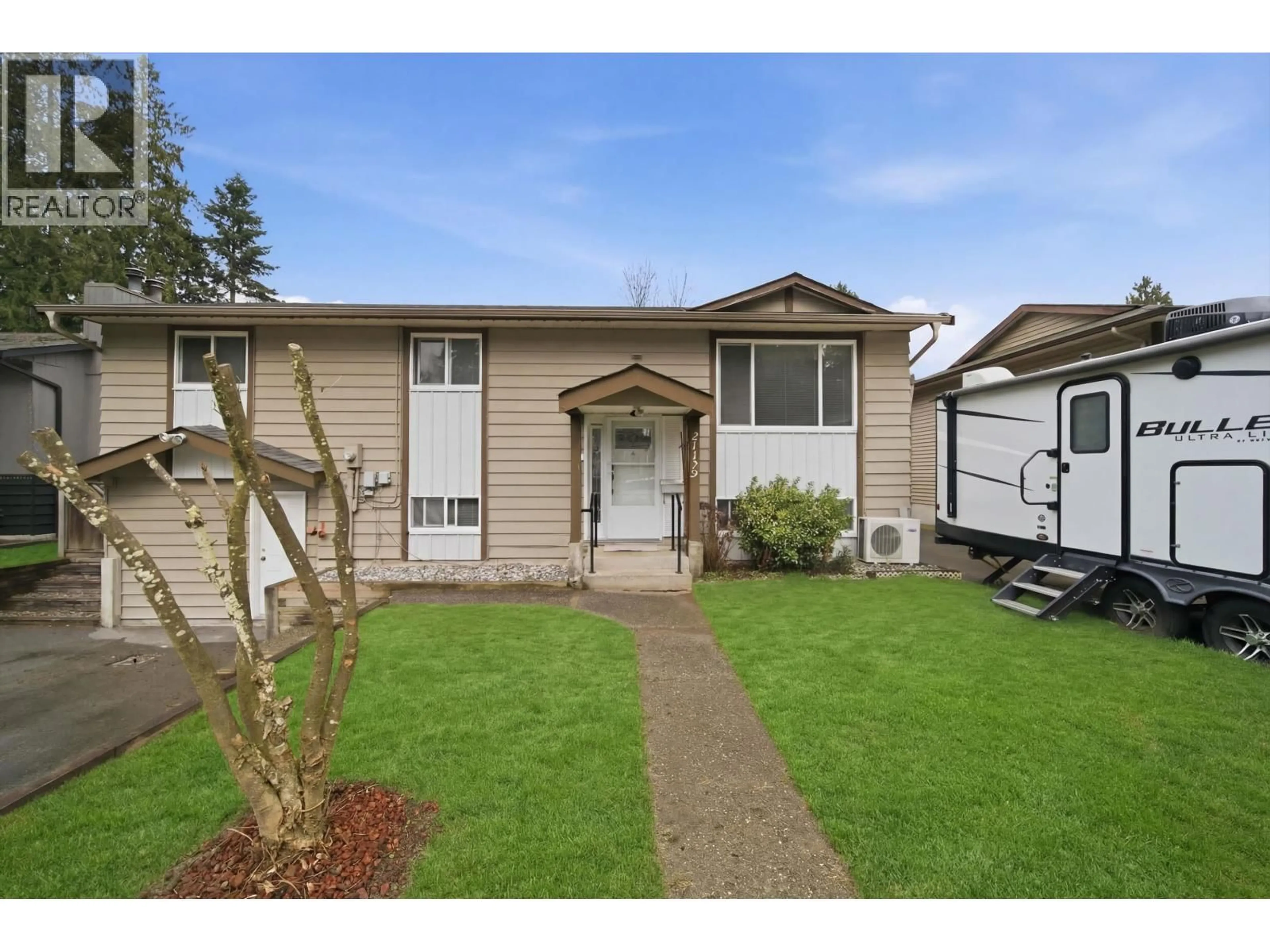Home with vinyl exterior material, street for 21139 COOK AVENUE, Maple Ridge British Columbia V2X7P7