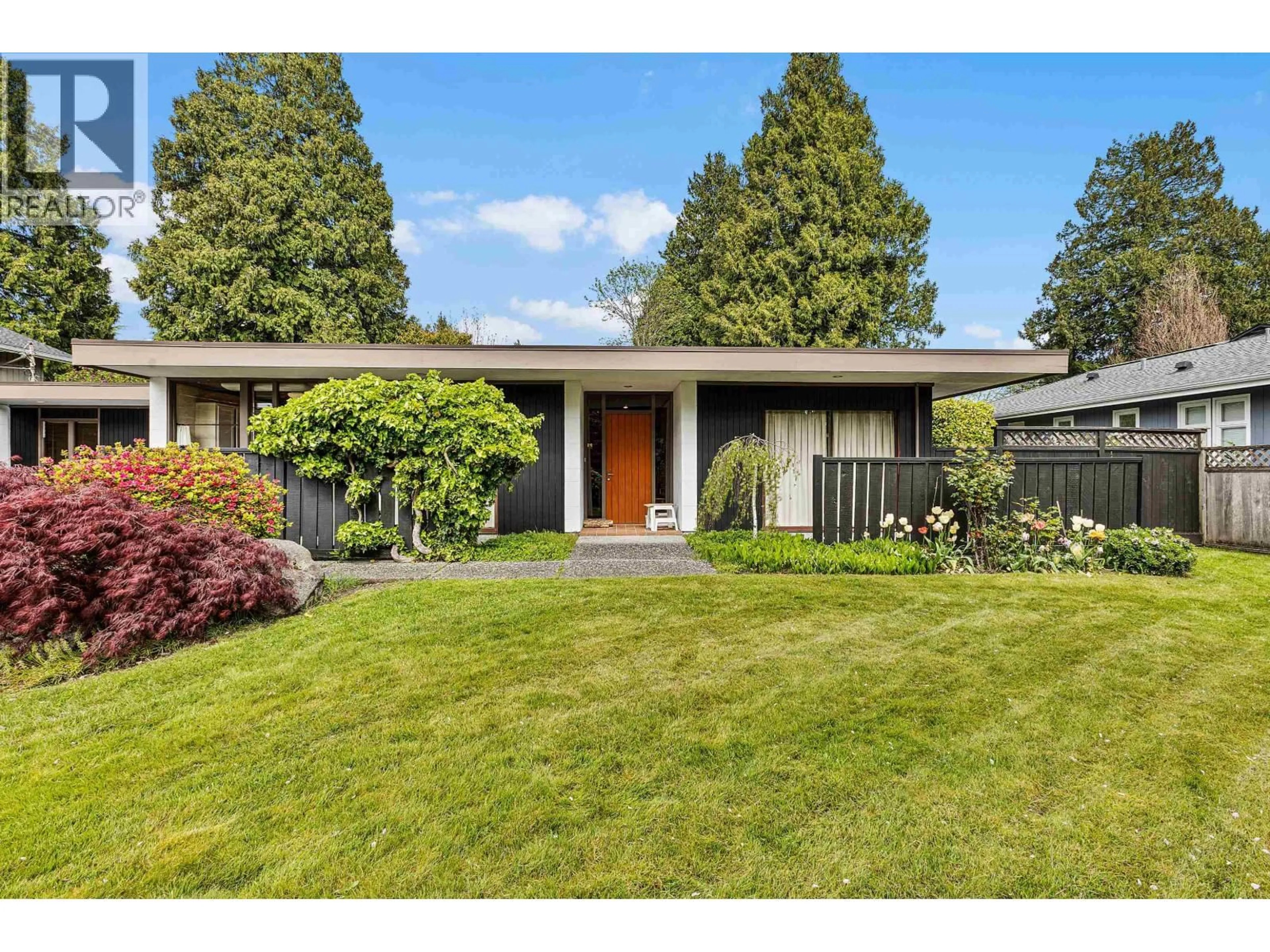 Home with vinyl exterior material, street for 1042 KUMA CRESCENT, Delta British Columbia V4M2K9