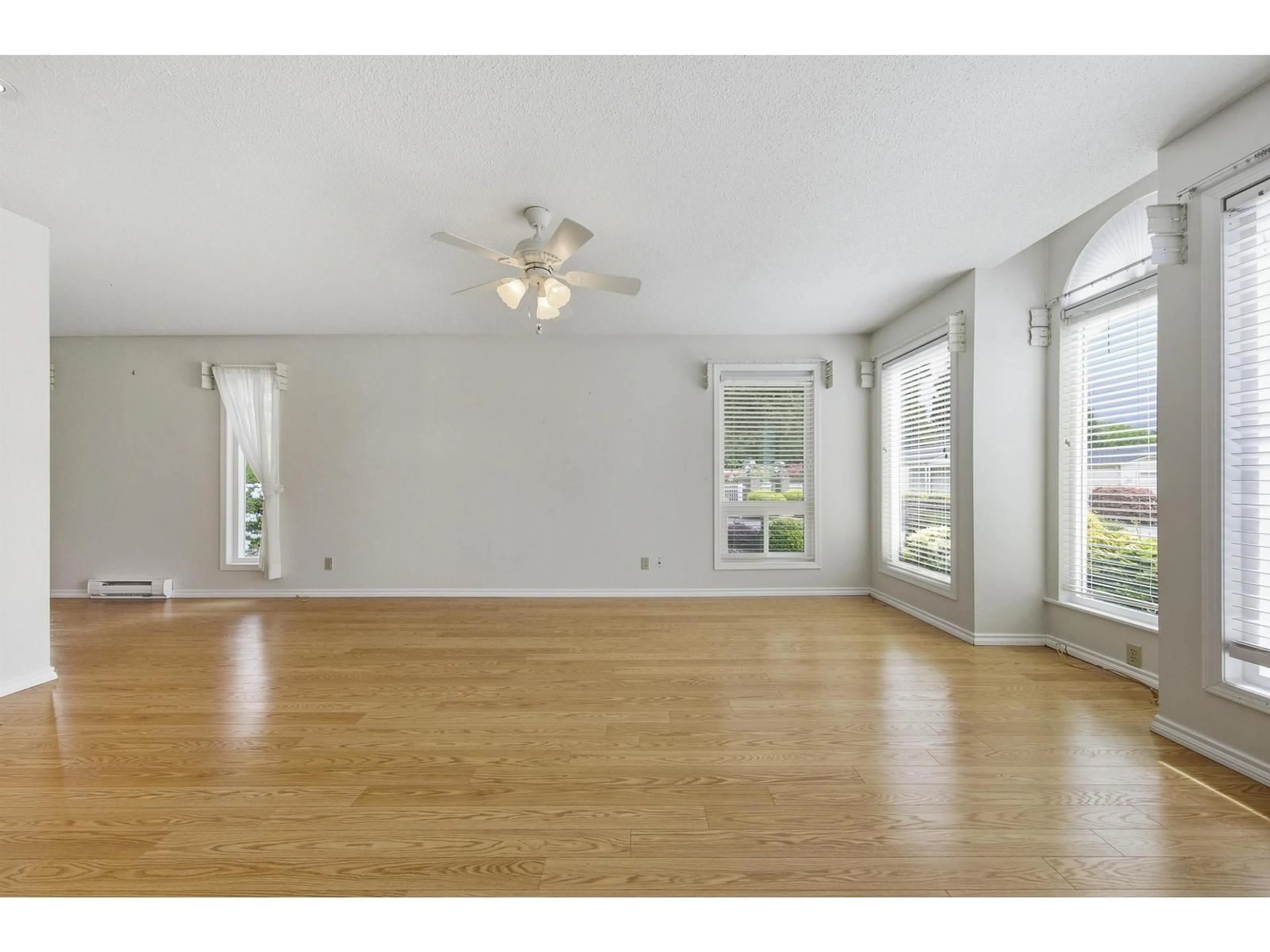 A pic of a room for 36 - 2345 CRANLEY DRIVE, Surrey British Columbia V4A9G5