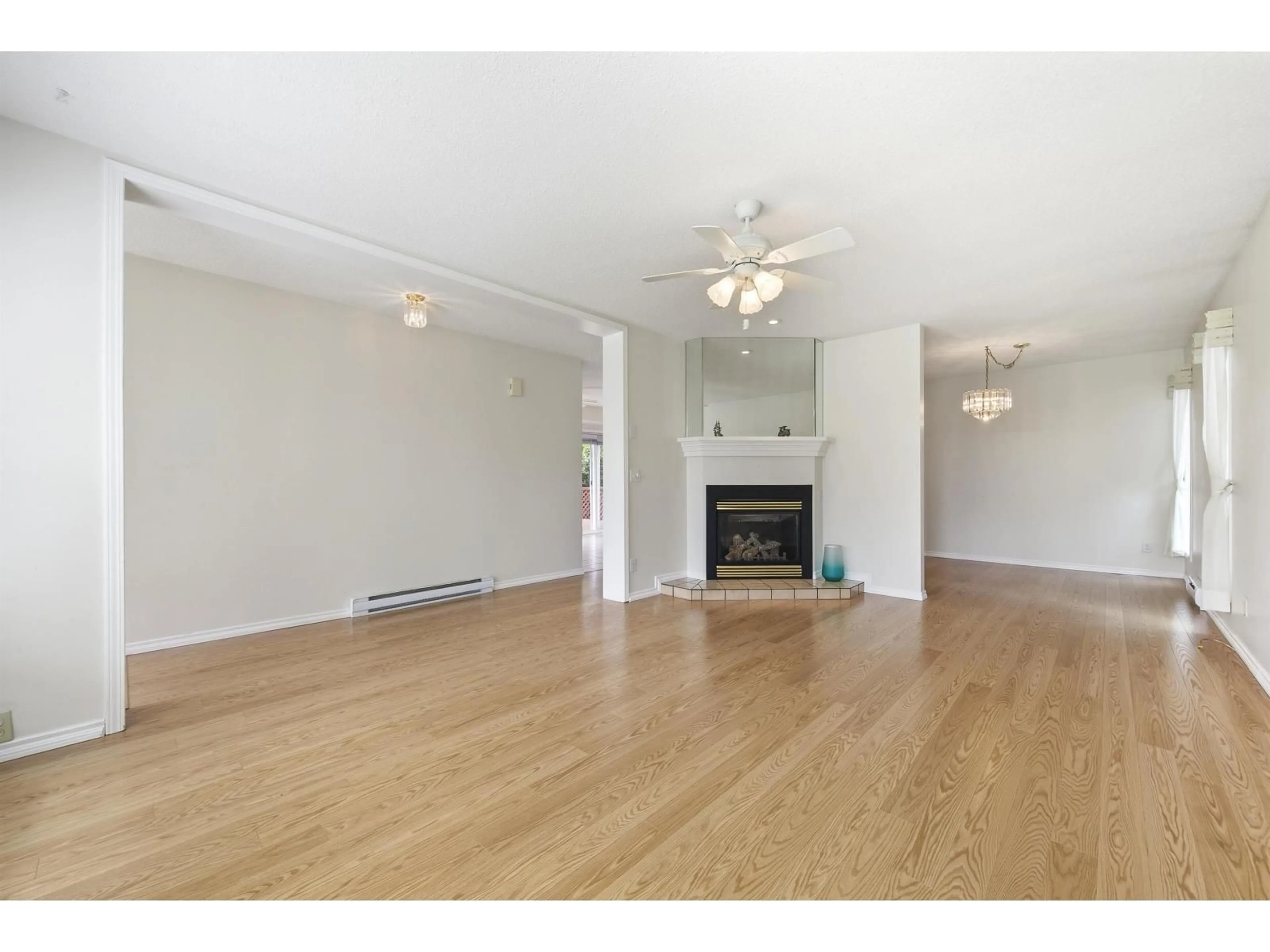 Unknown for 36 - 2345 CRANLEY DRIVE, Surrey British Columbia V4A9G5