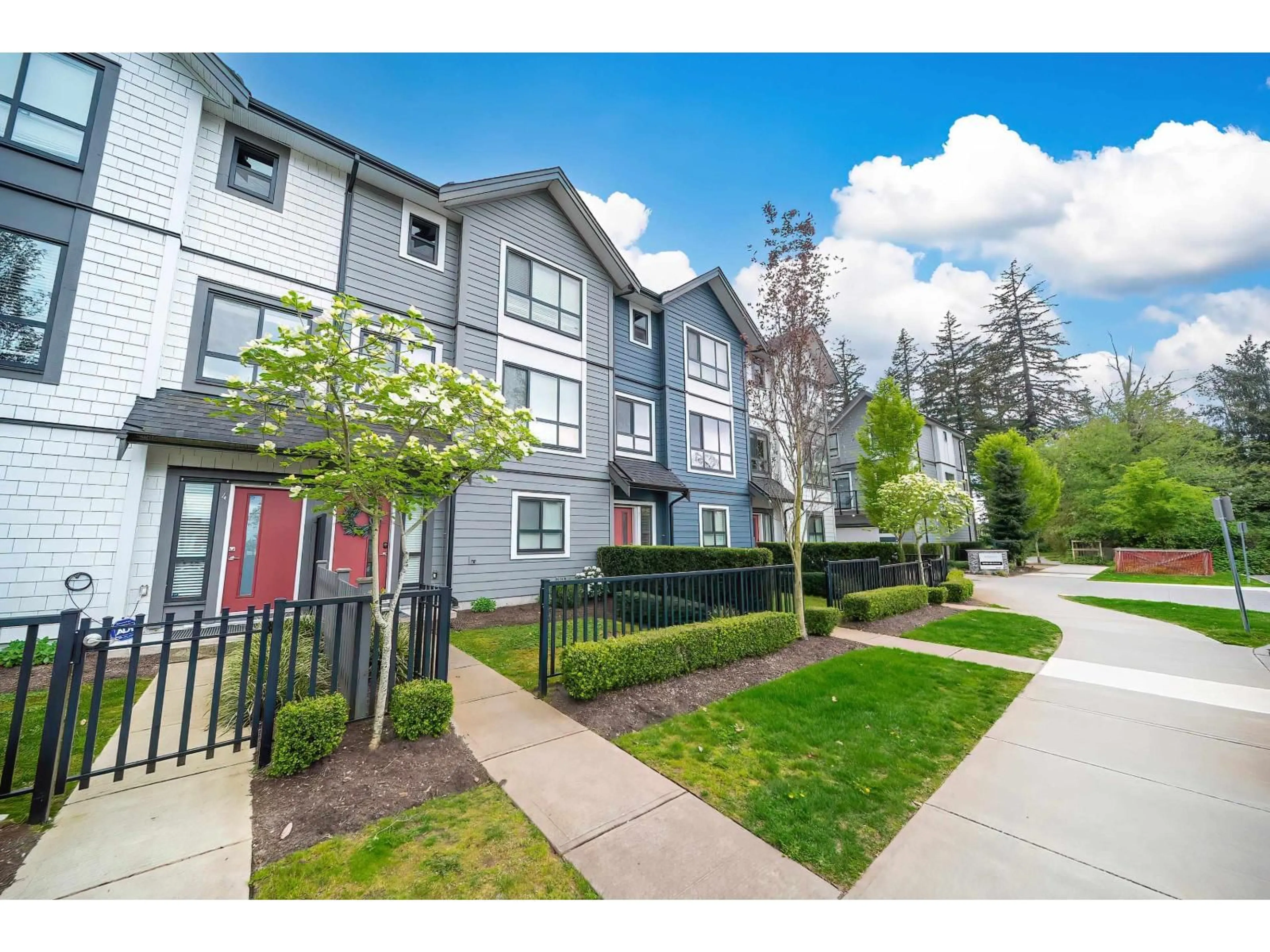 Unknown for 3 - 16760 25 AVENUE, Surrey British Columbia V3Z0W4