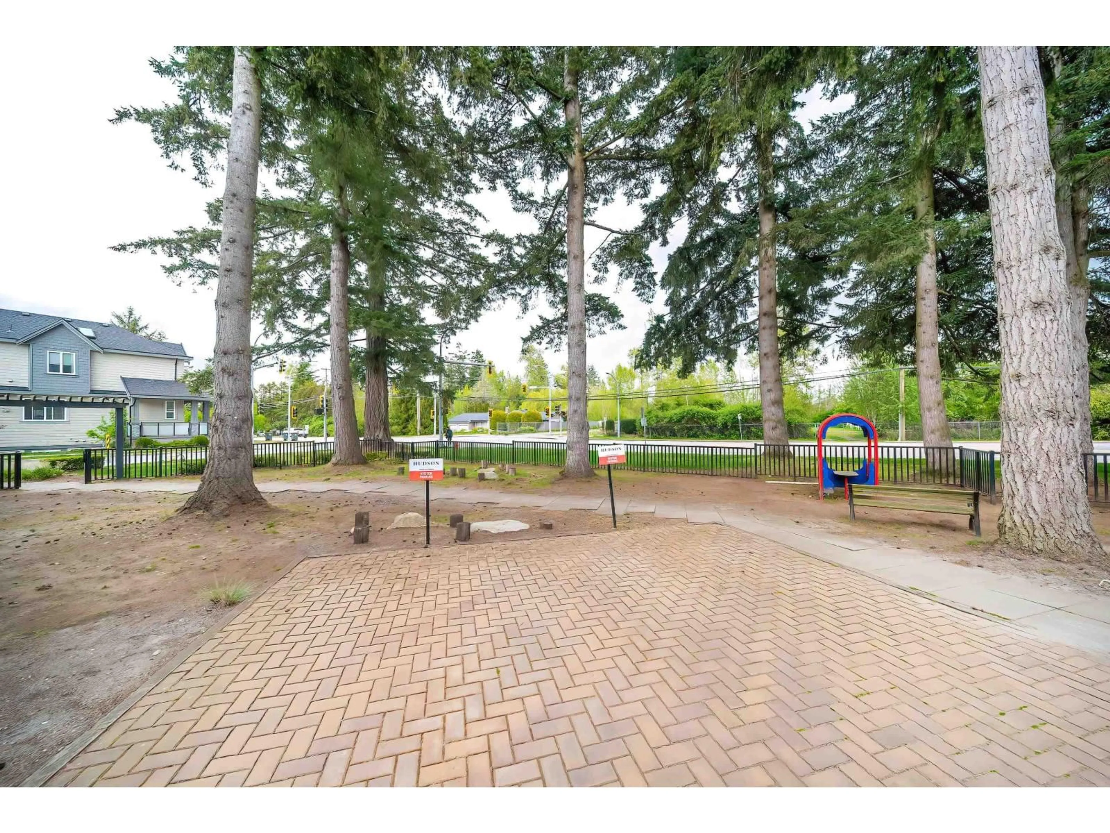 Patio, forest/trees view for 3 - 16760 25 AVENUE, Surrey British Columbia V3Z0W4